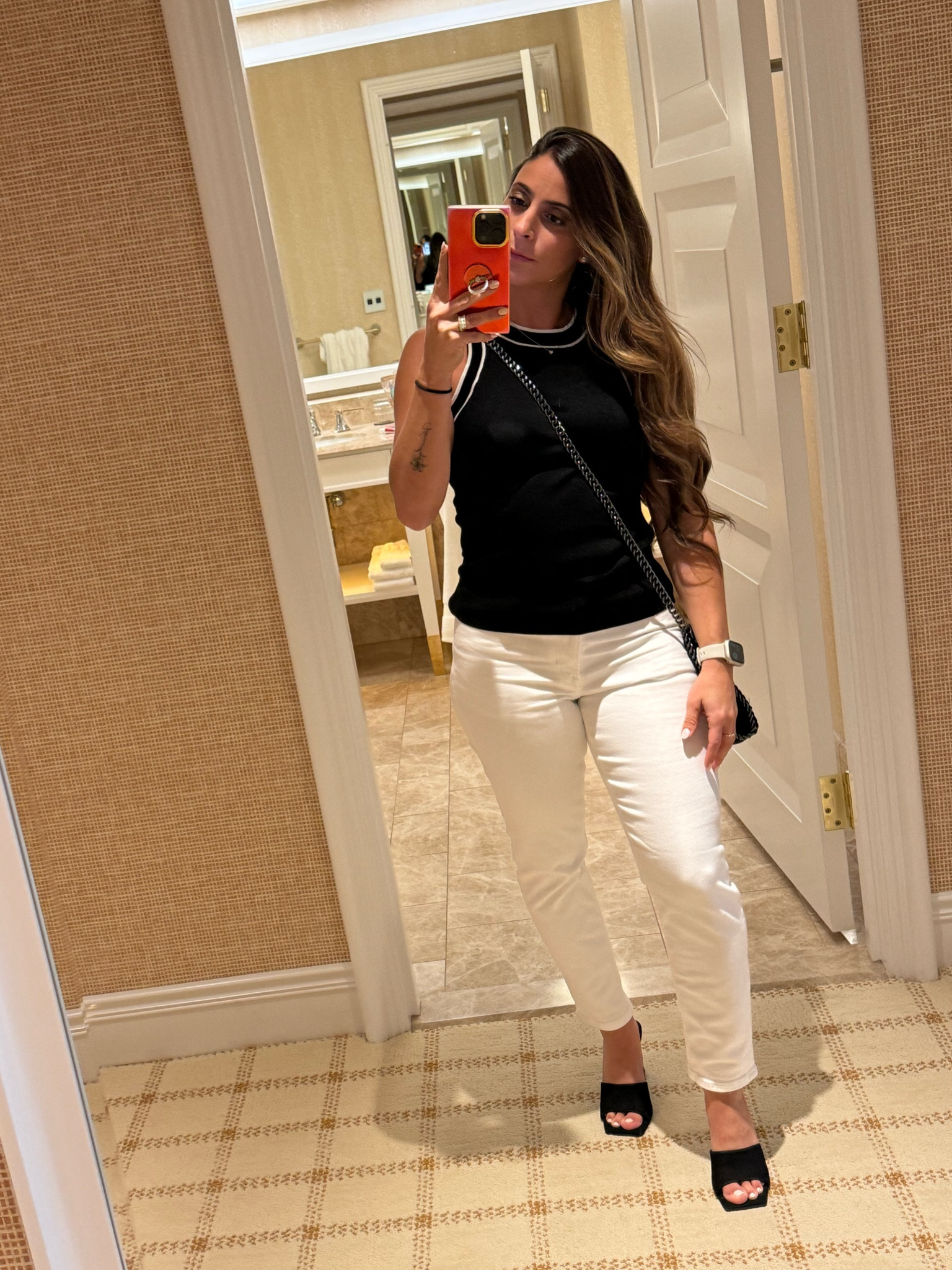 Black and white basics are perfect Staples items and perfect for business events out!

#LTKFallSale #LTKWorkwear #LTKStyleTip