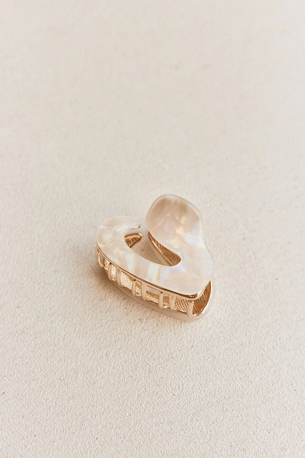 Arlet Claw Clip - Ivory | Sabo Skirt US