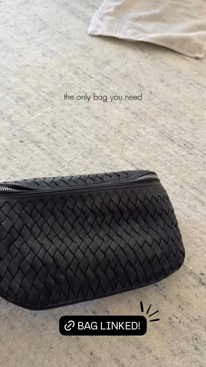 Finally bought the black of my favorite leather crossbody bag!