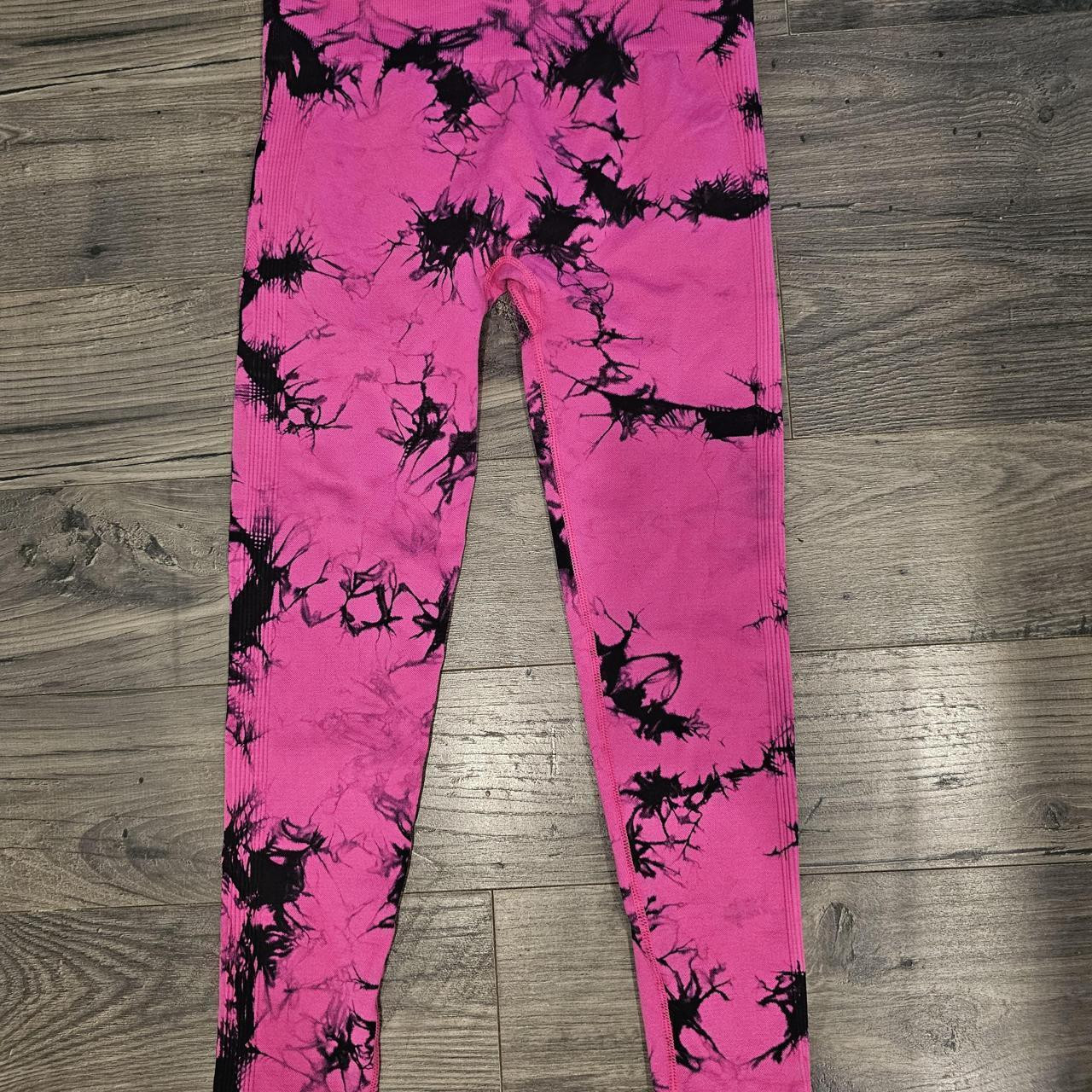Forever 21 Women's Leggings - Pink/Multi - M | Depop US