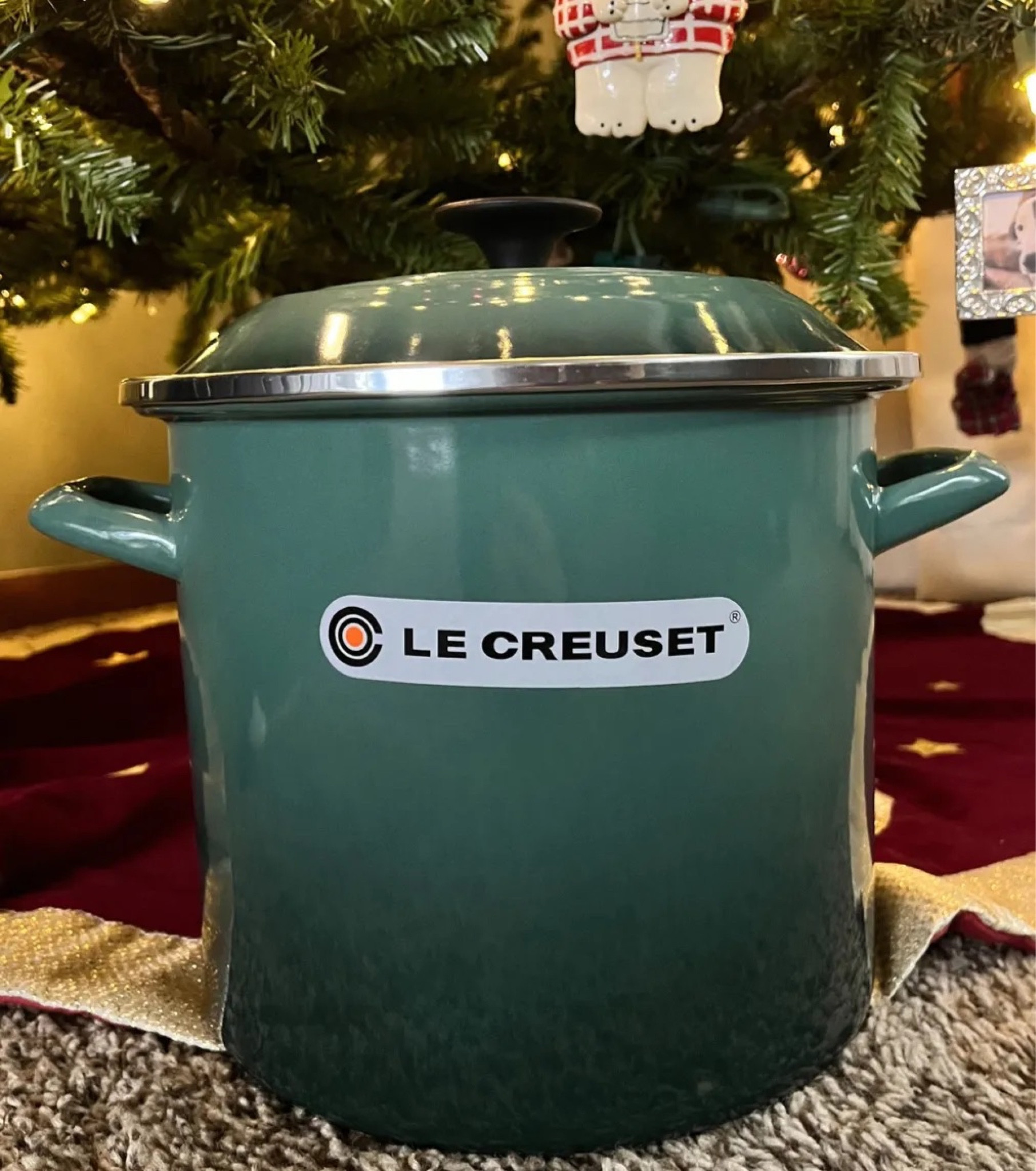 Give them a gift they will cherish forever. Le Creuset timeless cookware and bakeware has been trusted for generations for good cause. They’re both pretty and practical and will make someone on your list very happy.

#LTKhome #LTKCyberWeek #LTKGiftGuide