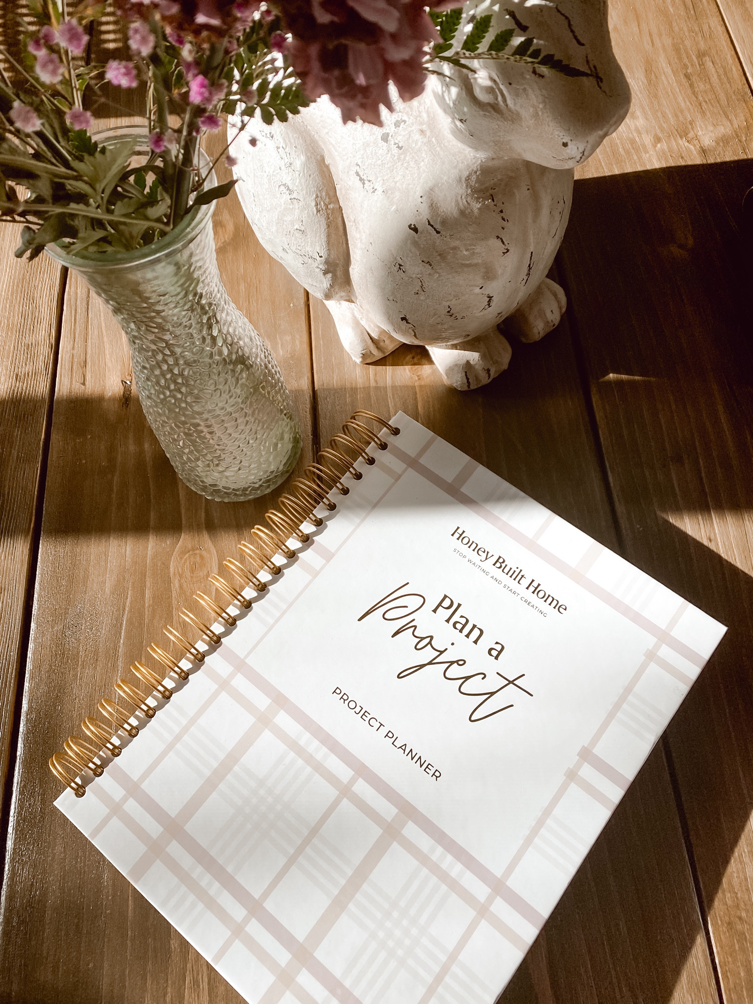 Project Planner by Honey Built Home | Etsy Find
I am so happy to have this planner! It’s going to make my projects run so much smoother along with keeping track of expenses, phases and helping with content creation!

#LTKhome