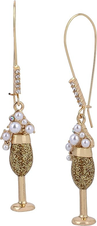 Visit the Betsey Johnson Store | Amazon (US)