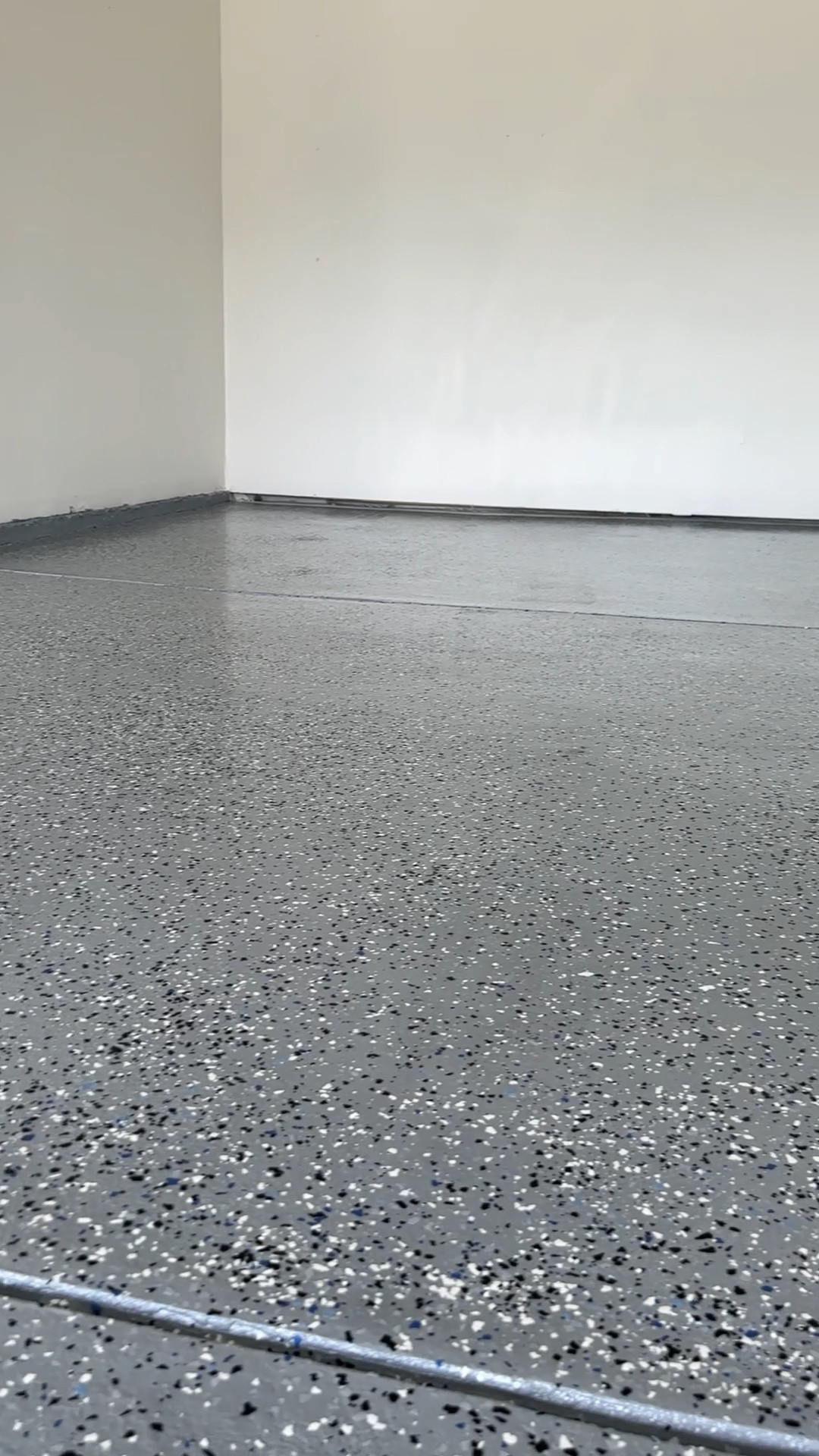 DIY Garage Floor

Epoxying my garage floor was actually really easy. The hardest part was cleaning everything out first 😅

#LTKHome