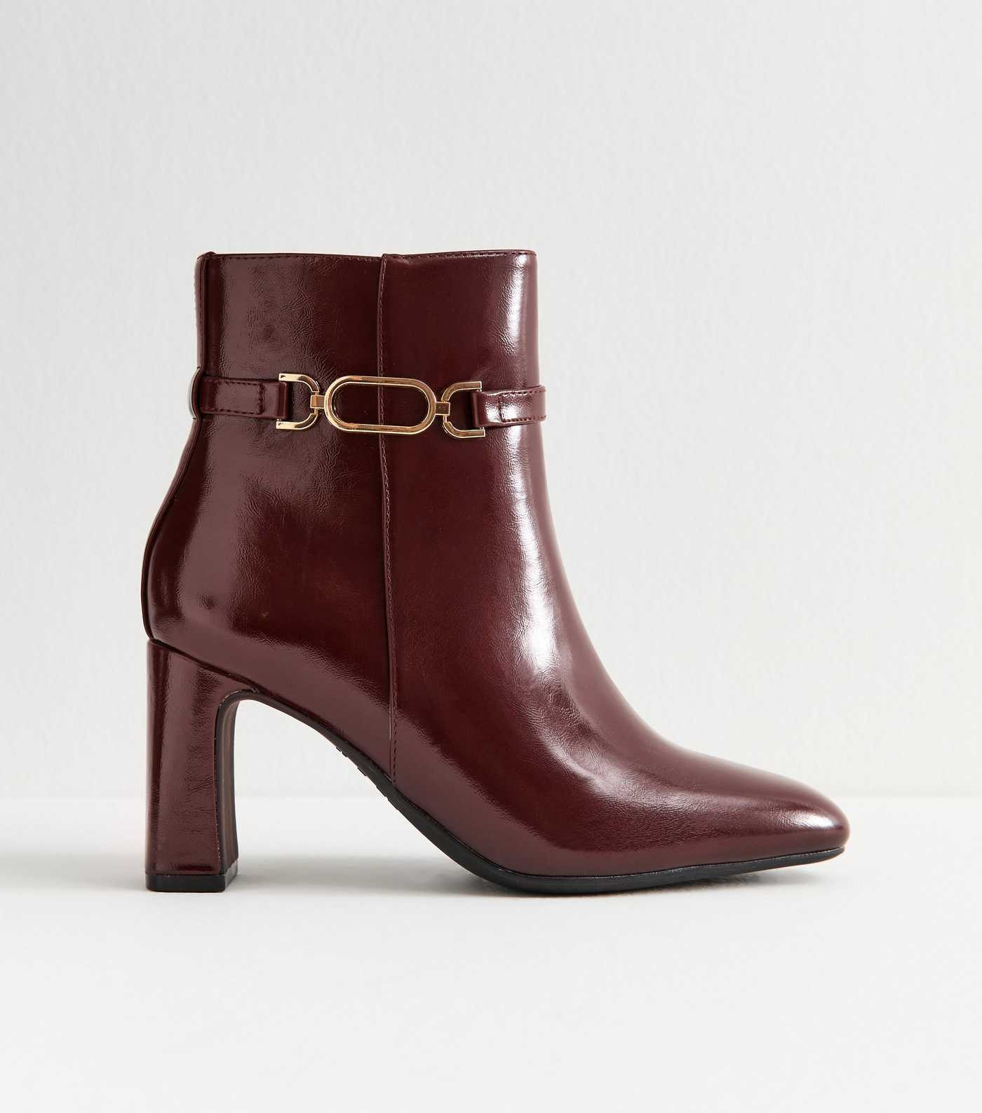 Wide Fit Burgundy Faux Leather Chain Trim Ankle Boots | New Look | New Look (UK)
