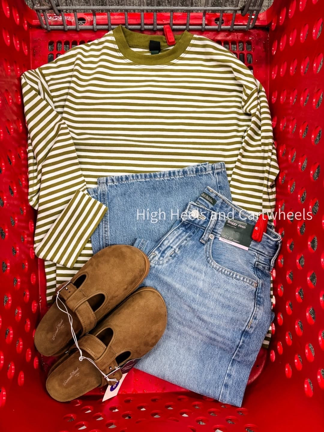 Stripes are trending, and this long sleeve + jeans + clogs combo is the perfect everyday look! Add the clogs to cart SOON🛒— they're a hot fall item!!🔥