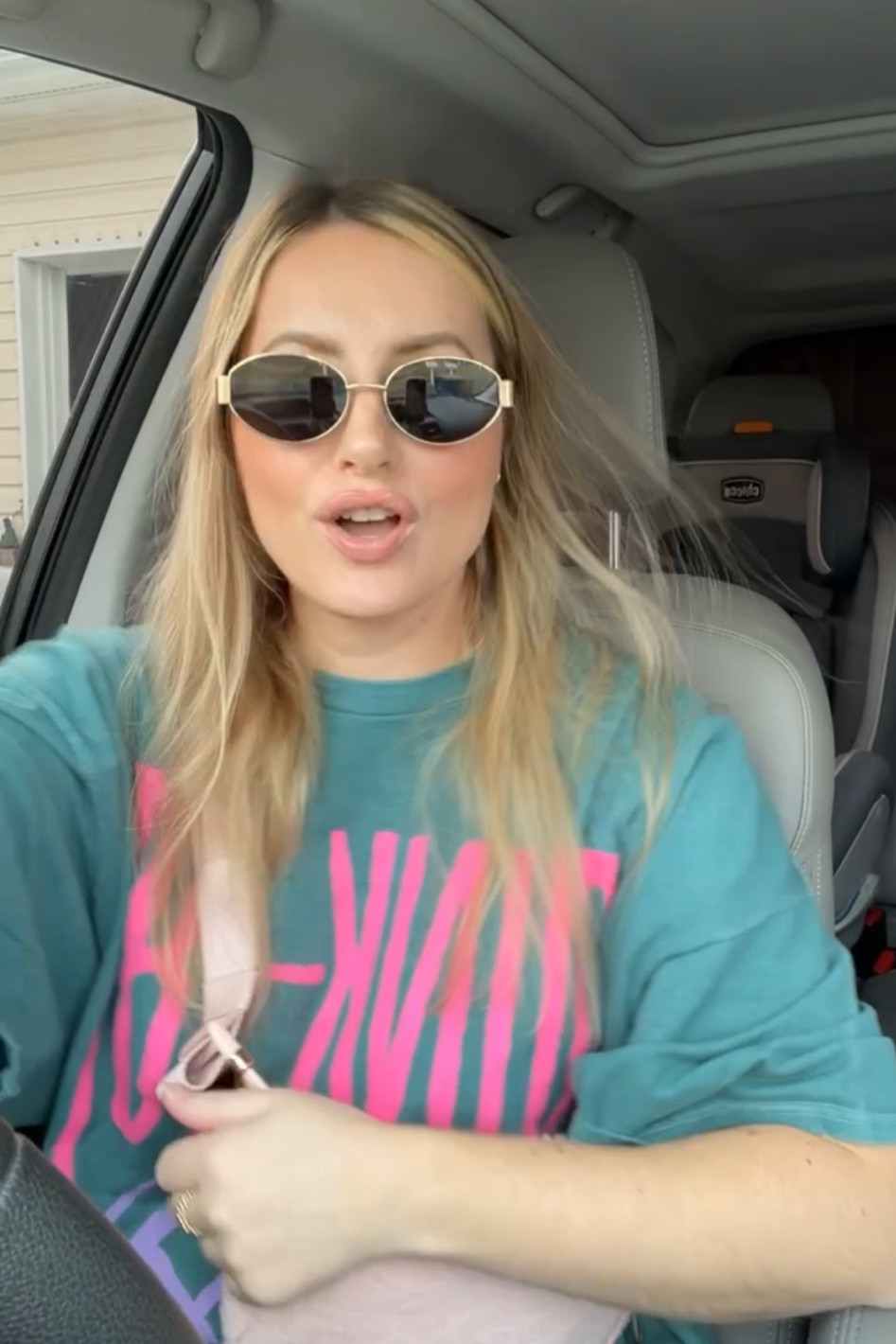 Reel links - oversized graphic tee Amazon sunnies are my fave right now 👌🏼


#LTKstyletip #LTKfindsunder50