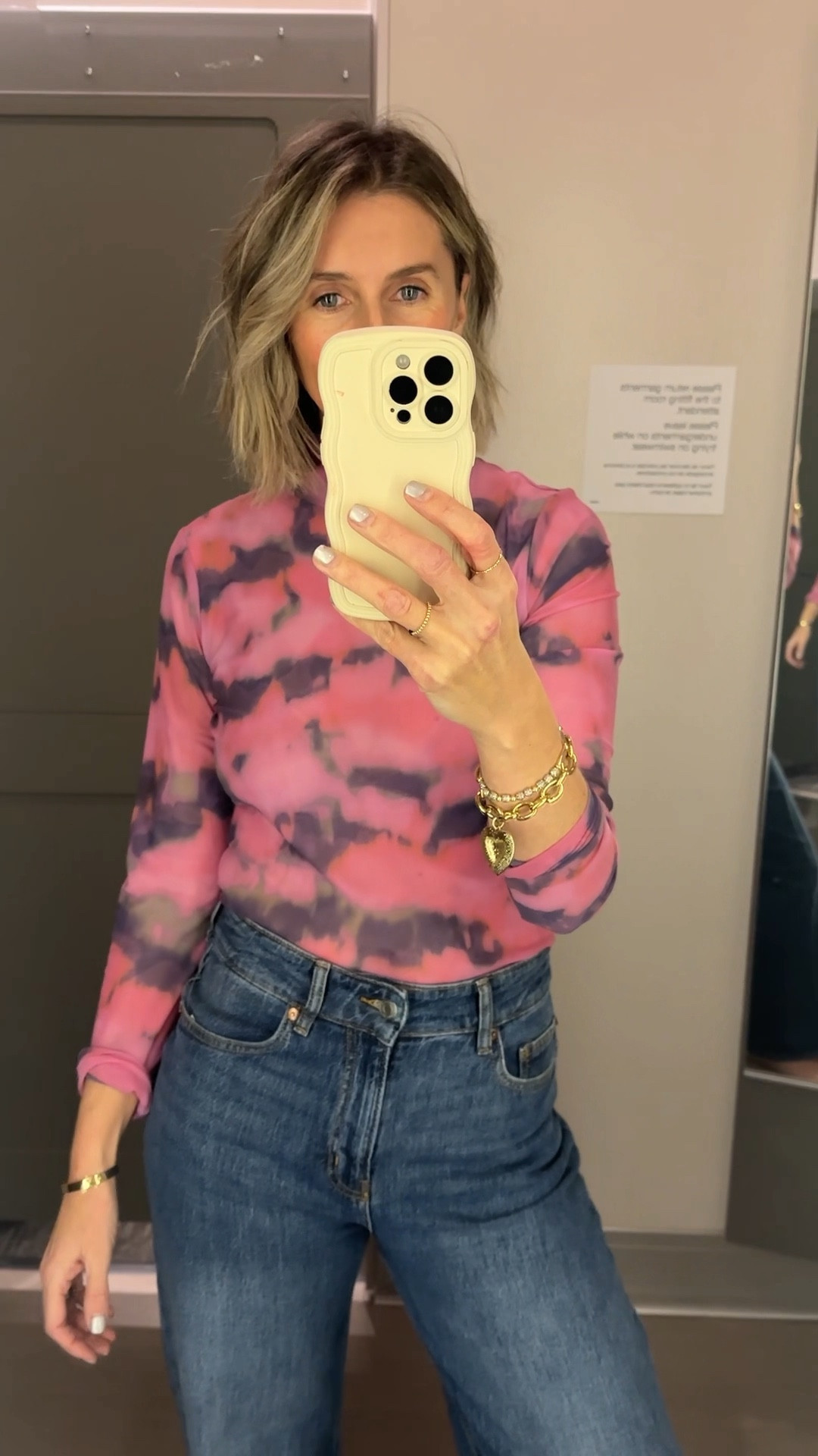 bought this top on saturday, wore it saturday night! 👌 heads up…it’s a little sheer. i wore a bralette underneath and was all good 👌 

am planning to dress it down with joggers too. 🙌

#stylevlog #relatable #effortlessstyle #affordablefashion #instastyle #anthrostyle #tiedyetop #styleover40 #jeansandanicetop 


Style Over 40 | Casual Going Out Look | Casual Outfits | Fashion | Style | Outfit Inspo | What I’m Wearing | Effortless Style | Easy Style Inspo | Style For Moms Over 40

#LTKover40 #LTKfindsunder100 #LTKstyletip