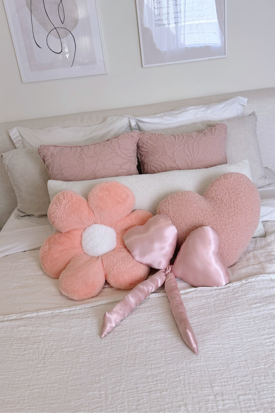 my coquette bedding & pillows 🌸🎀💖

#LTKHome