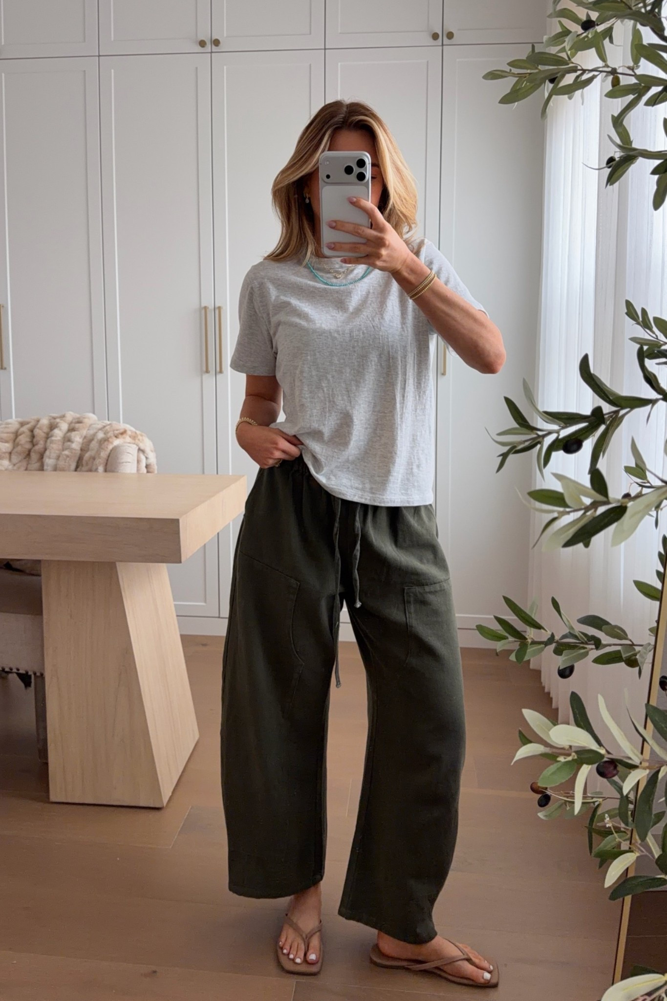 tee: small // pants: small — my current most worn amazon pants & the best basic tee i own!