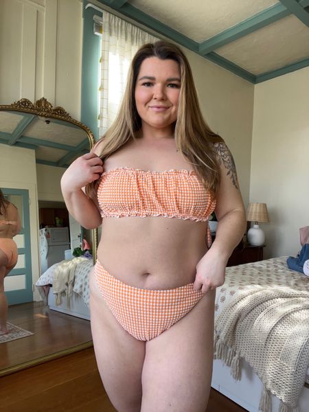 Cute seersucker bikini from Abercrombie on sale now! Size large top, XL bottoms
Curvy swim
Midsize swim
Swim 2023

#LTKcurves #LTKswim #LTKSale