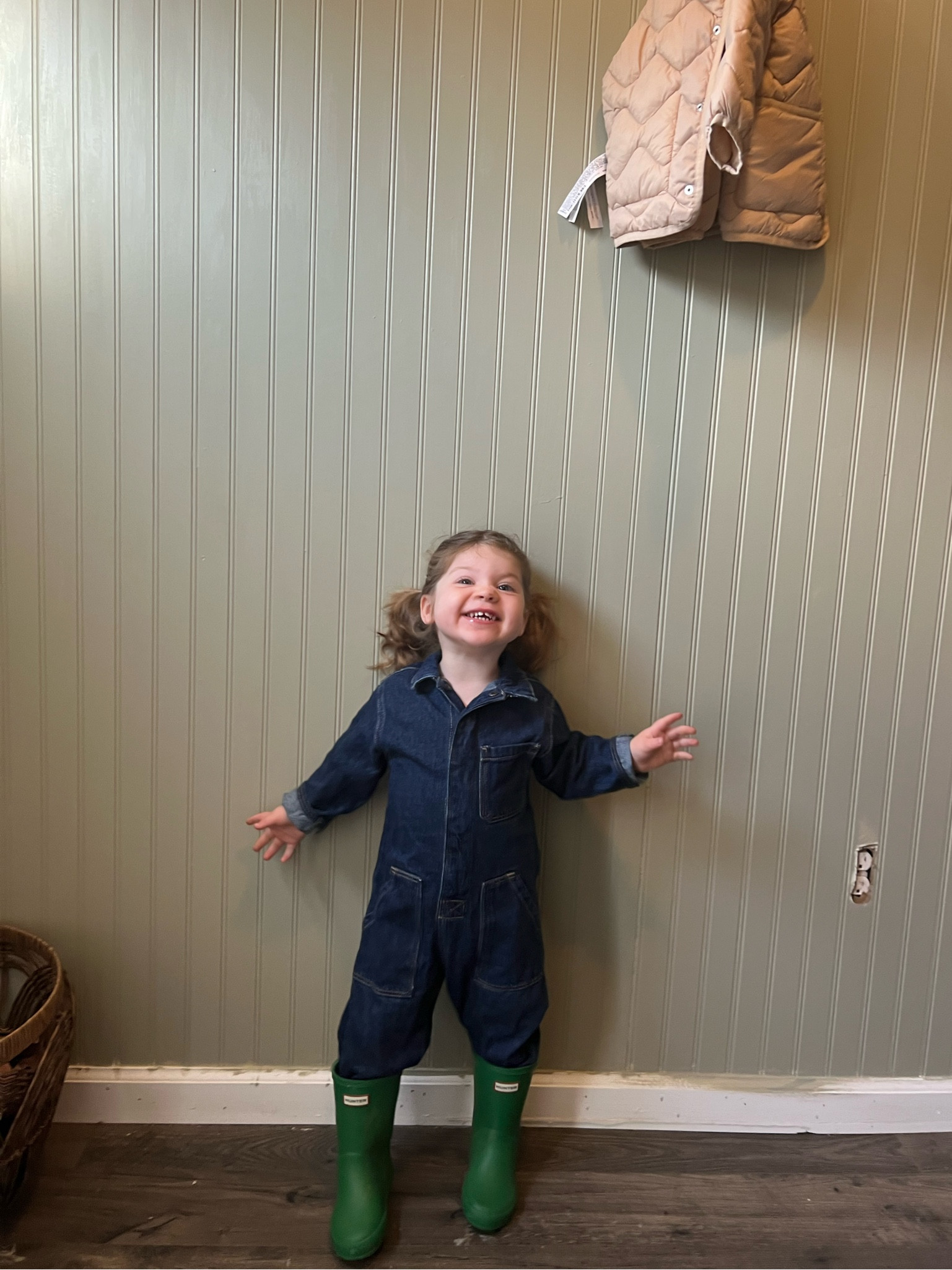 Fall is for farm days, nature walks, and running in puddles of leaves 

Shop Nordstrom kids for Hunter Rain boots 

 

#LTKGiftGuide #LTKSeasonal #LTKkids