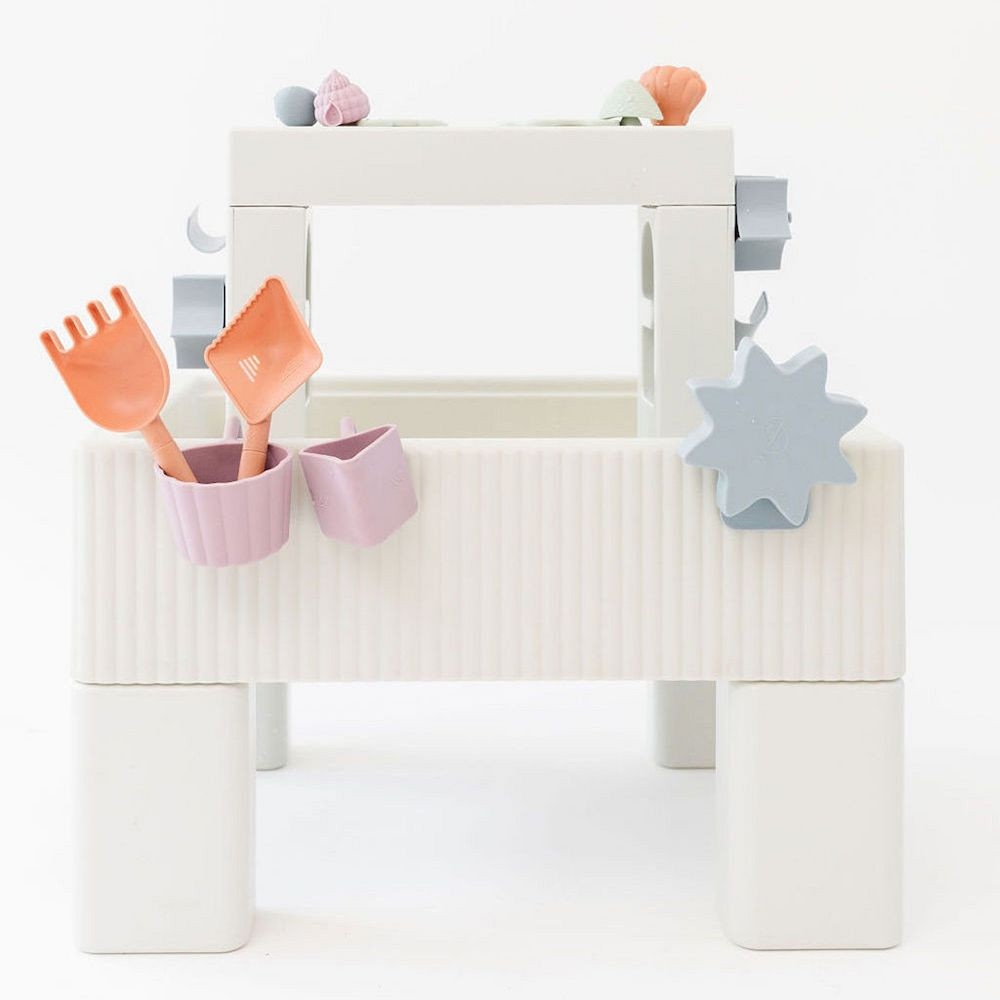 Smol Tide Water & Sensory Table | West Elm (US)