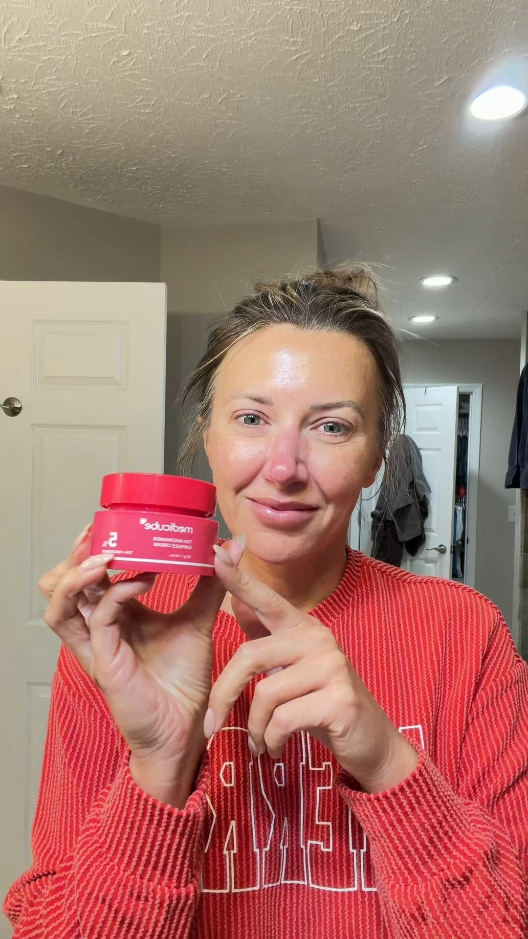 Medicube TXA and Niacinamide Capsule Cream helps brighten skin tone, improve uneven texture, and support a more radiant complexion. Lightweight capsules melt into the skin to hydrate, smooth, and enhance skin clarity with daily use.

#LTKselfcare #LTKFindsUnder50 #LTKBeauty