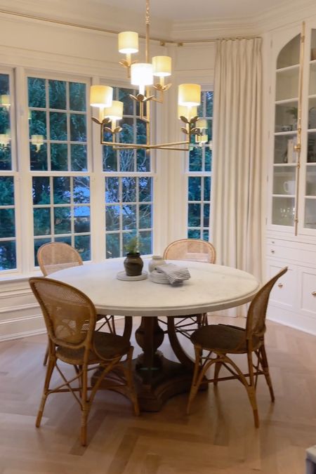 Light is made by Vaughan. My drapes are custom, table is from RH, it’s called the St James in the natural antique finish. Everything else linked !


Kitchen table interiors breakfast nook dining table

#LTKunder100 #LTKstyletip #LTKhome