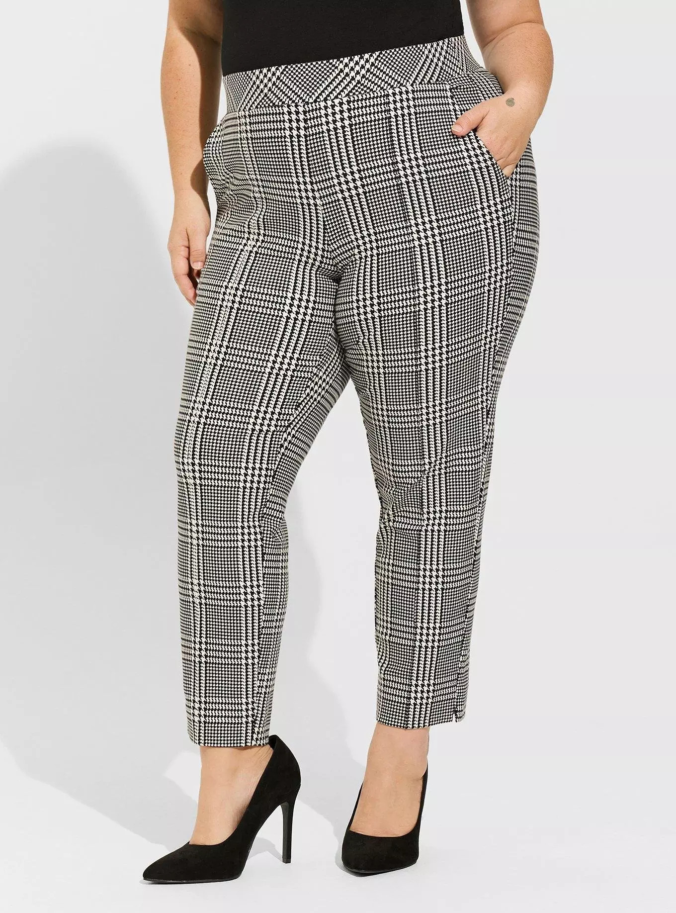 Marilyn Monroe Ponte Pintucked Trouser Pant | Torrid (US & Canada)