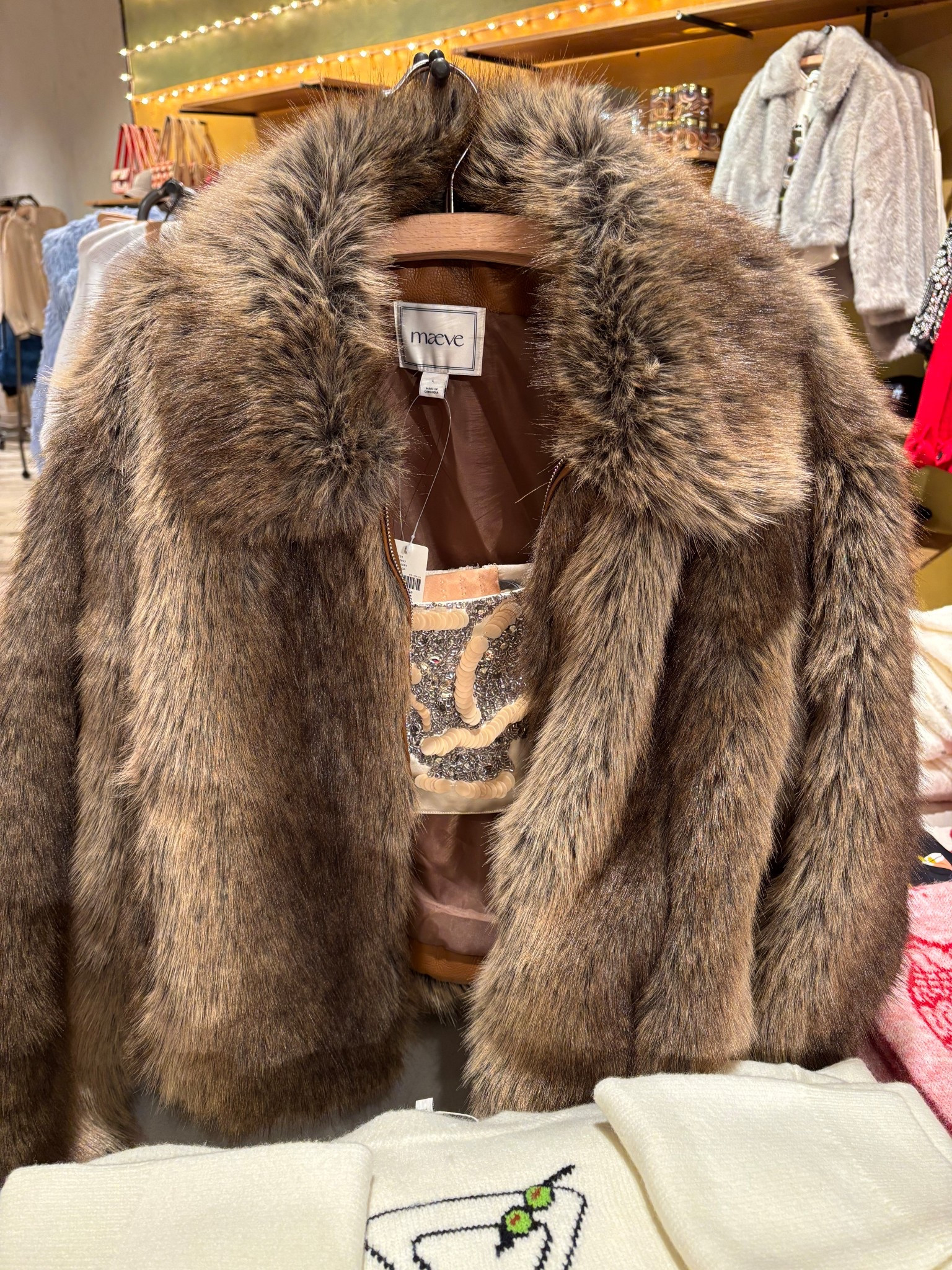 gorgeous brown fur coat 

coat, fur coat, fur jacket, brown jacket 

#LTKStyleTip #LTKHoliday #LTKSeasonal