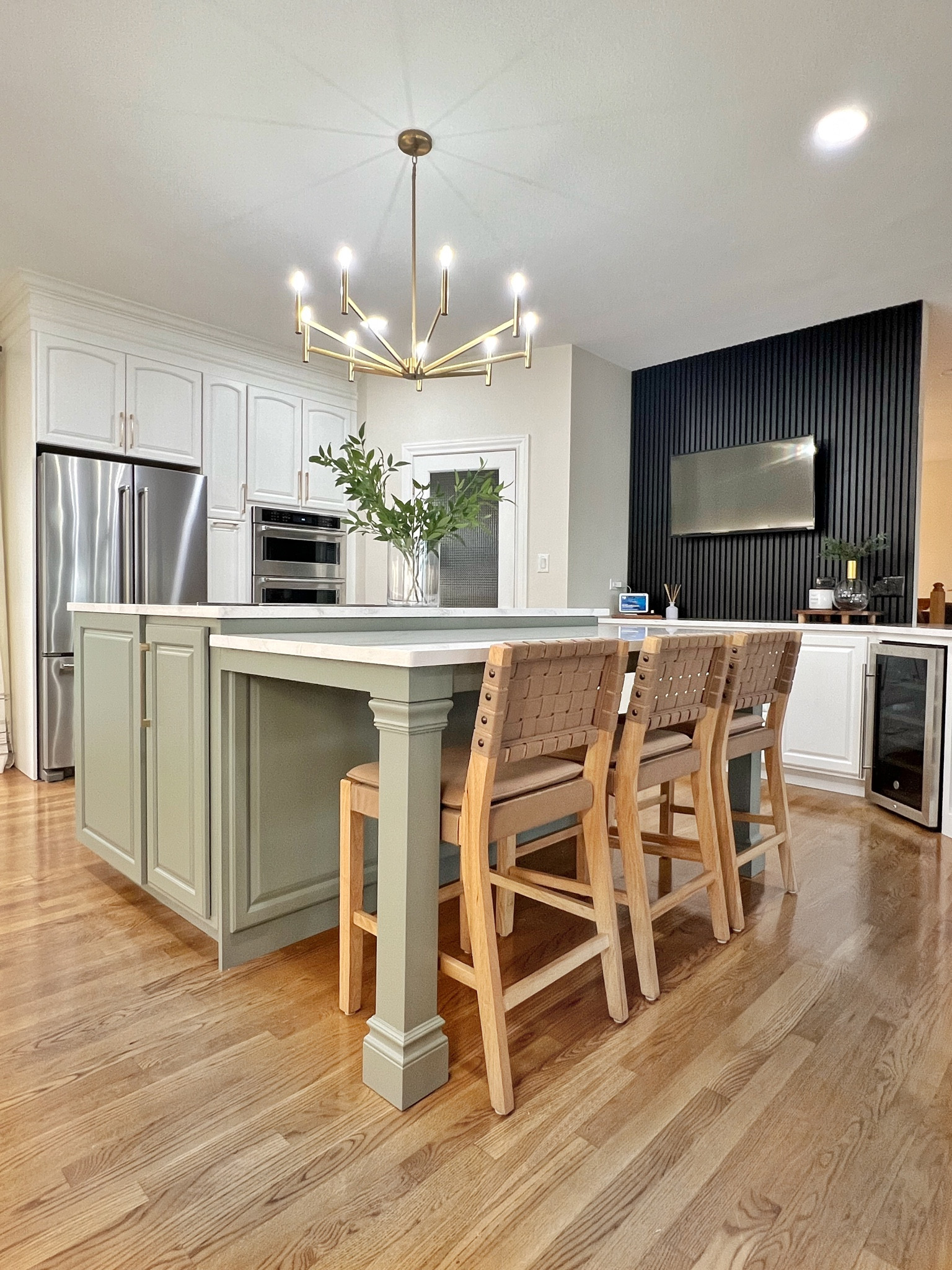 Tons of request for this chandelier! #kitchen #kitchenisland #kitchenlighting

#LTKhome