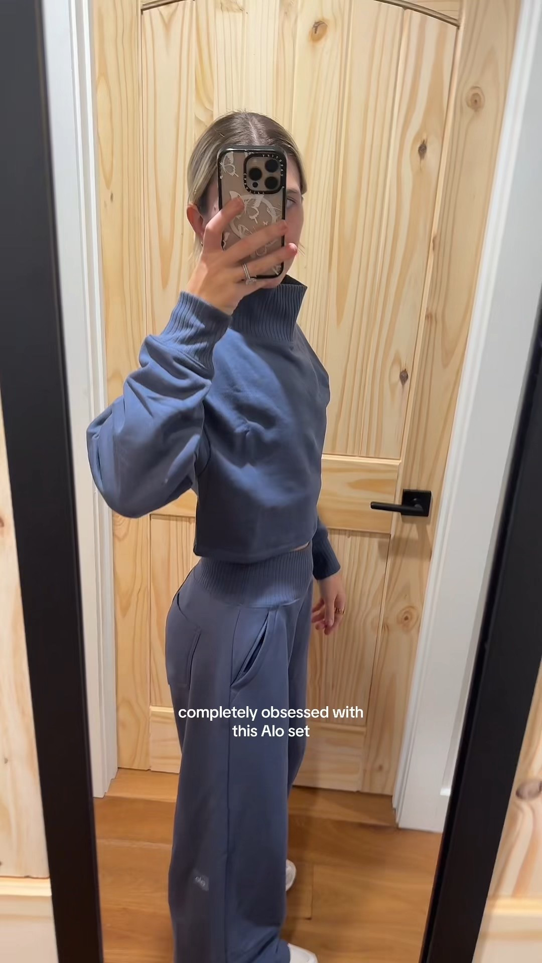 This Alo set is so perfect 

#LTKHoliday #LTKCyberWeek #LTKGiftGuide