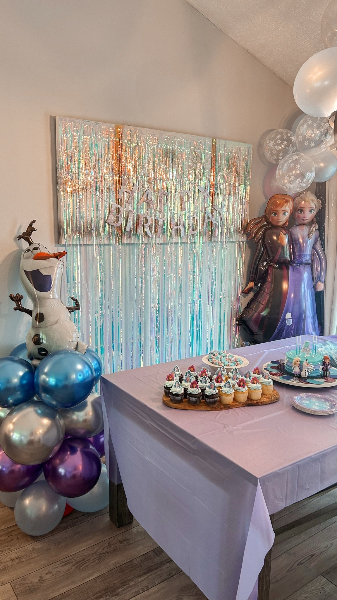 Frozen party decorations ❄️🎉

#LTKmomlife #LTKKids
