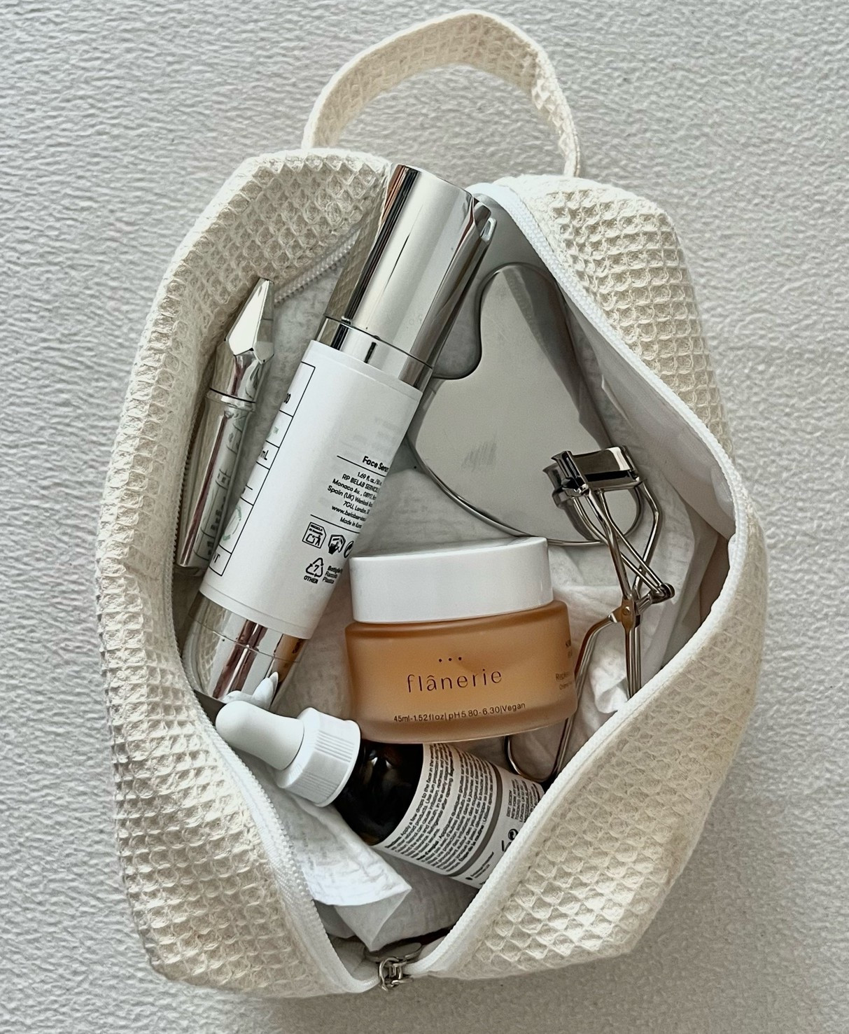 My skin wasn’t at its best after two weeks of traveling around Japan 🇯🇵 the team at Flanerie kindly sent me this moisturizer and it REALLY did help bring back hydration and a healthy glow and it’s now part of my daily routine! Definitely recommend it!! Also tagging some more products that I think are great!

#LTKsummer #LTKbeauty