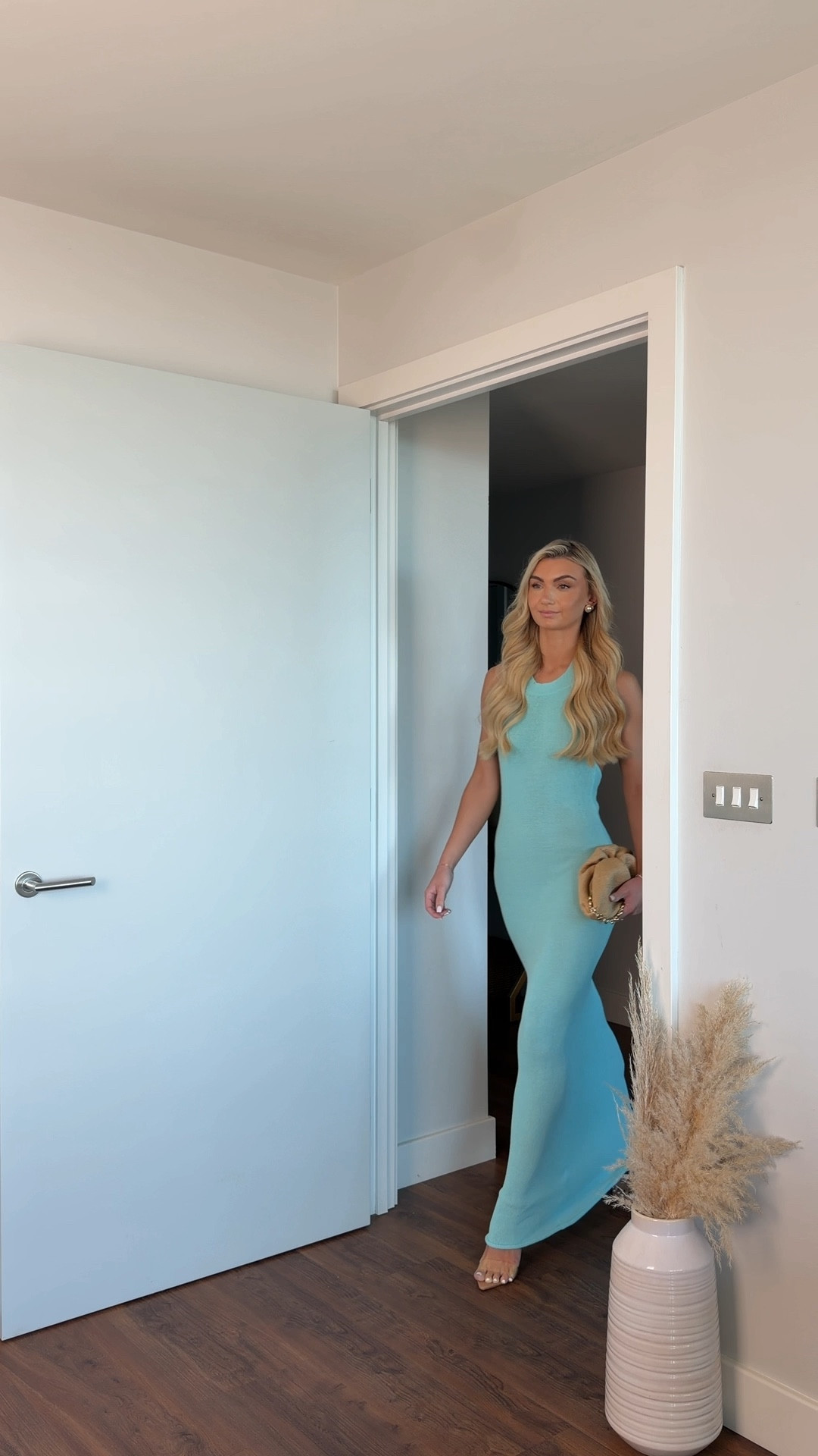 PHENOMENAL.🩵🩵🩵 

Fab for:
• holiday outfit 
• sunset dinner outfit 
• summer dresses 
• destination wedding guest dress
• party outfit 
• evening dress 

#summerdresses #dresses #holidaydresses #tryonhaul #meshkihaul #meshkidresses #summerbag #holidaybags #haul #bluedress #coord #reddress #sparklydress #birthdaydress #birthdayoutfit #weddingguest #occasionwear #honeymoondress #summer 

#LTKuk #LTKeurope #LTKspring