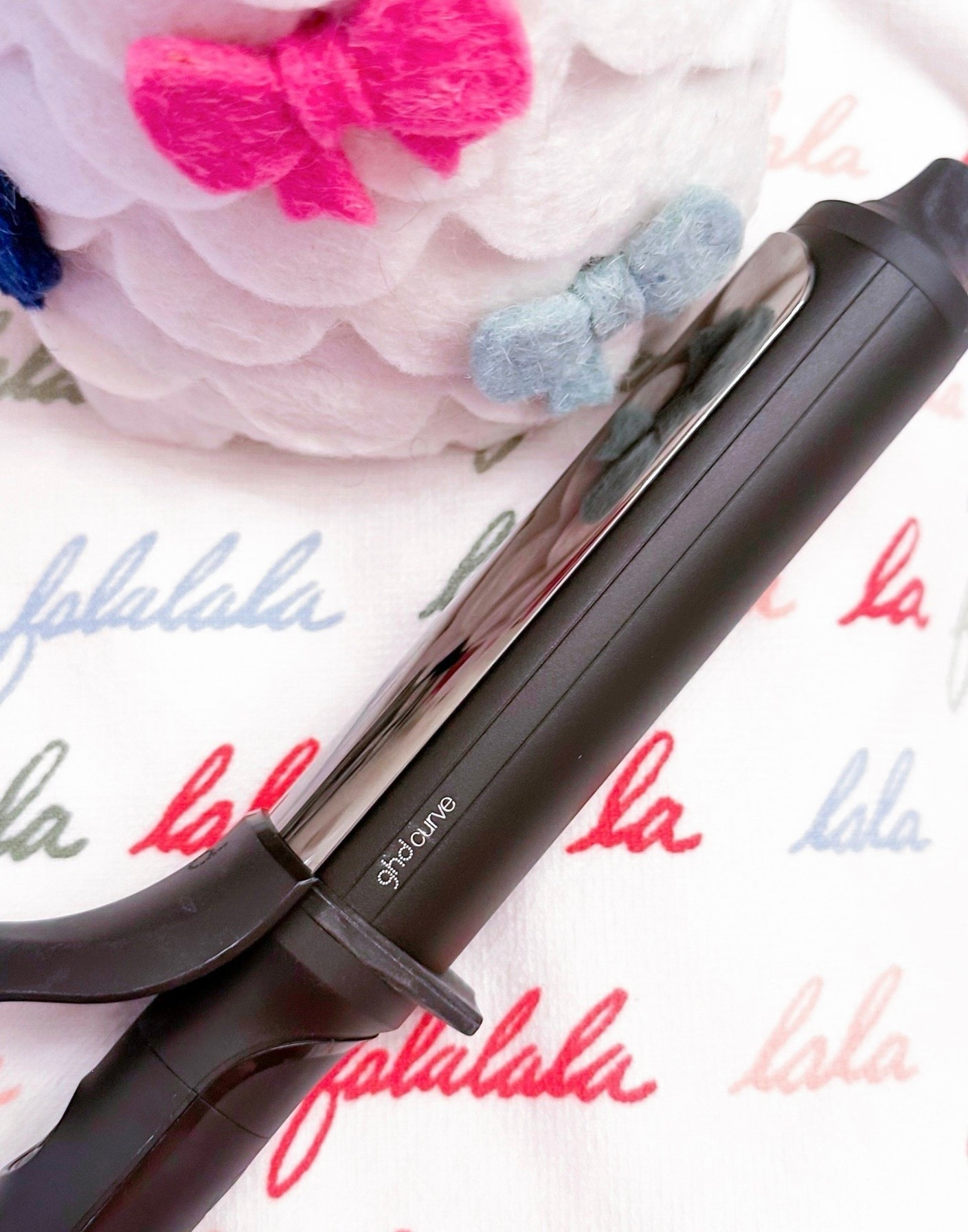 A favorite beauty win of 2025!

ghd Curling Iron - The only curling iron I’ve ever been able to use myself on my thick, but fine hair that gives curls that last all day long! 🙌🏻 25 seconds to hot! One heat setting. The absolute best!


#LTKSeasonal #LTKgrwm #LTKBeauty