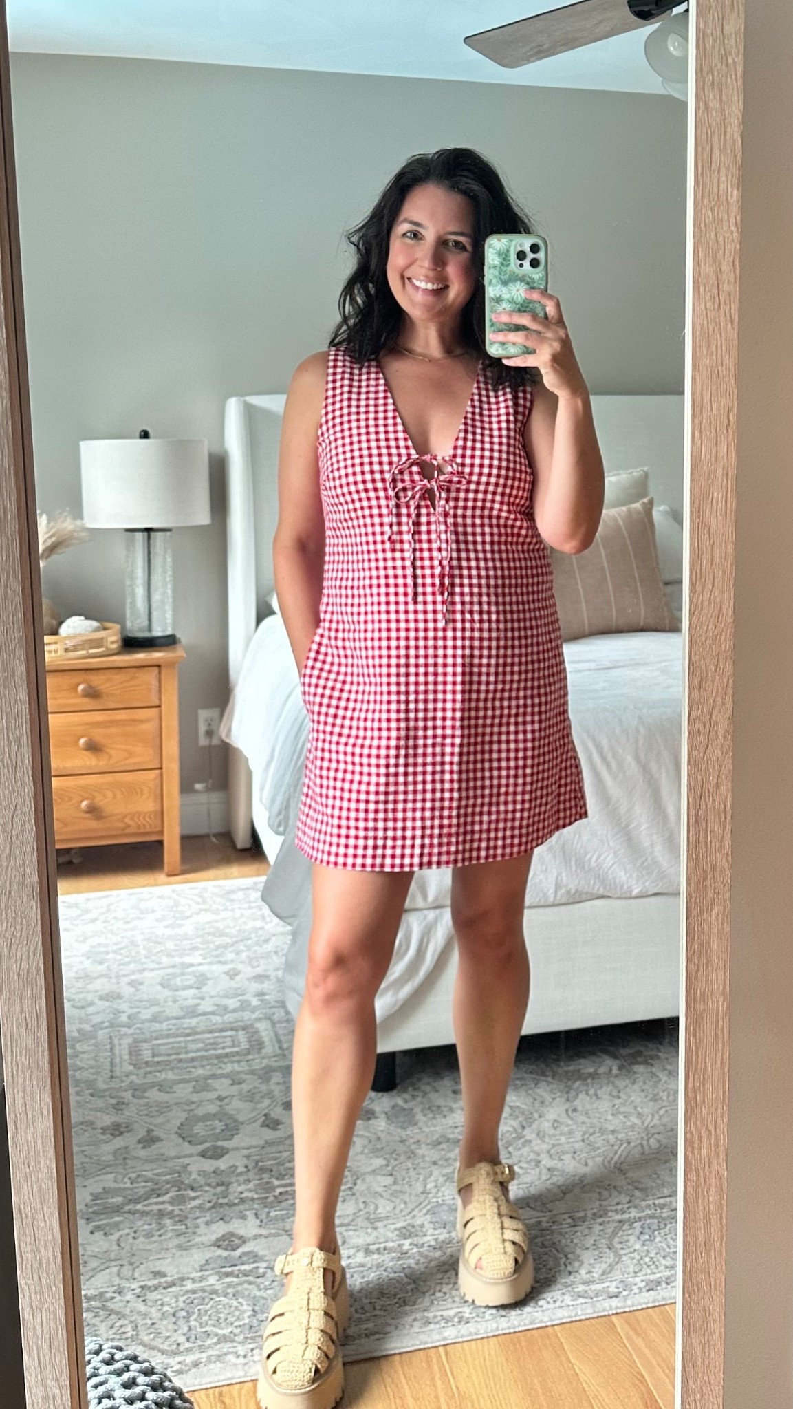 cutest summer dress ✨
size : medium petite 

#LTKShoeCrush #LTKFindsUnder100 #LTKStyleTip