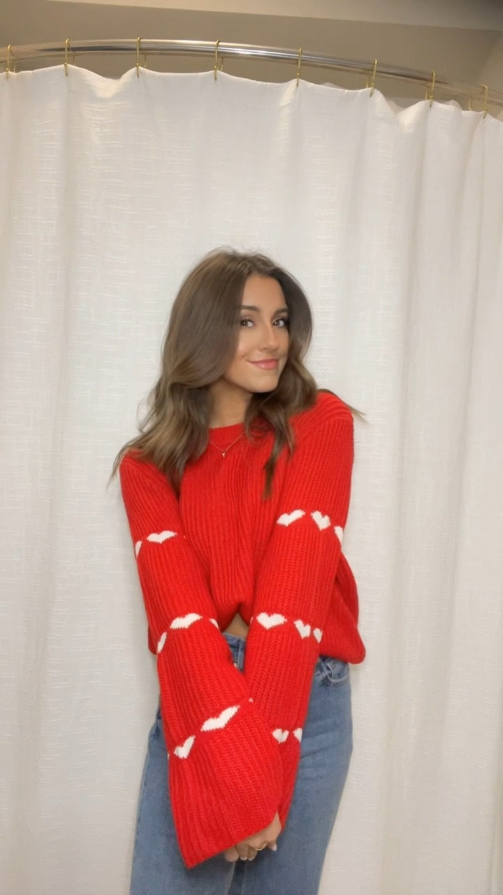Valentines Day Heart Sleeve Sweater 🥰

#LTKSeasonal #LTKsalealert #LTKfindsunder50
