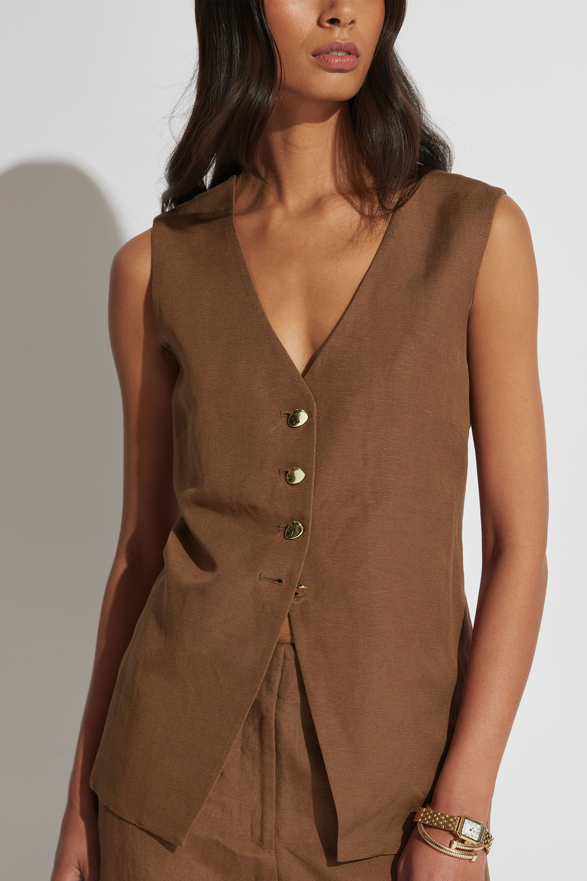 Alyssa Longline Vest - Carob | DECJUBA | DECJUBA