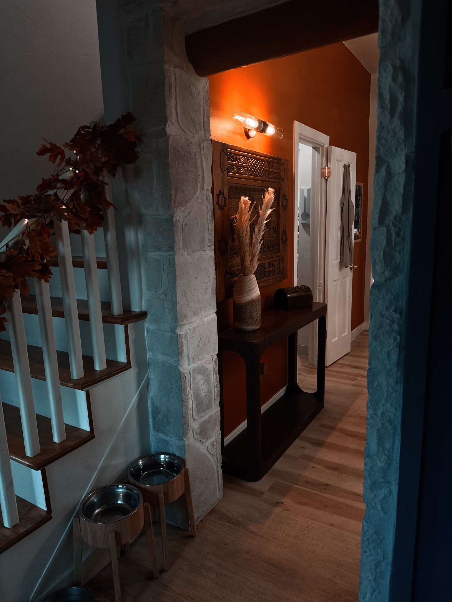 moody fall glow 🍁 #fallhomedecor #cozyhomevibes #ltkhome #amazonhome #entrywaydecor #fallaesthetic