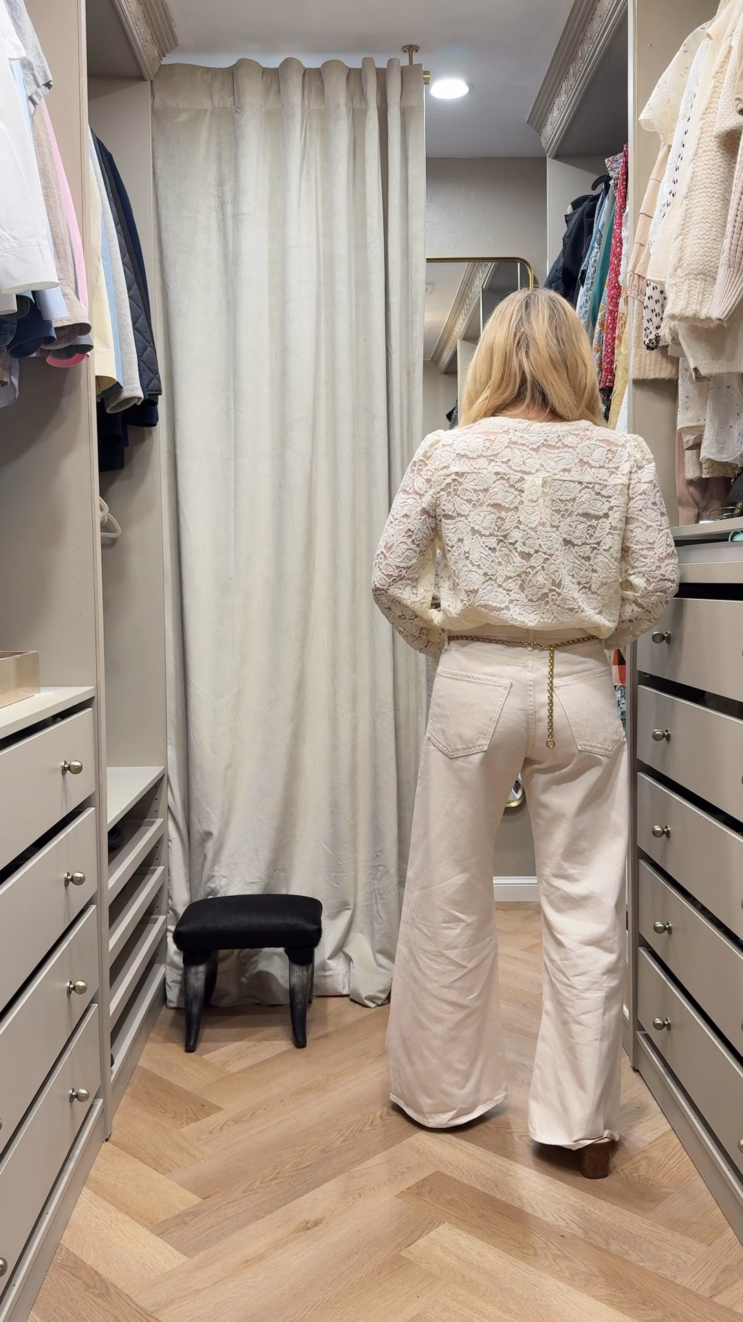 Love the shape of these twist jeans. 
I sized down (there’s no stretch) I’m in 26 instead of my usual 25
Green necklace selling out!!

#LTKgrwm #LTKdayinmylife #LTKootd