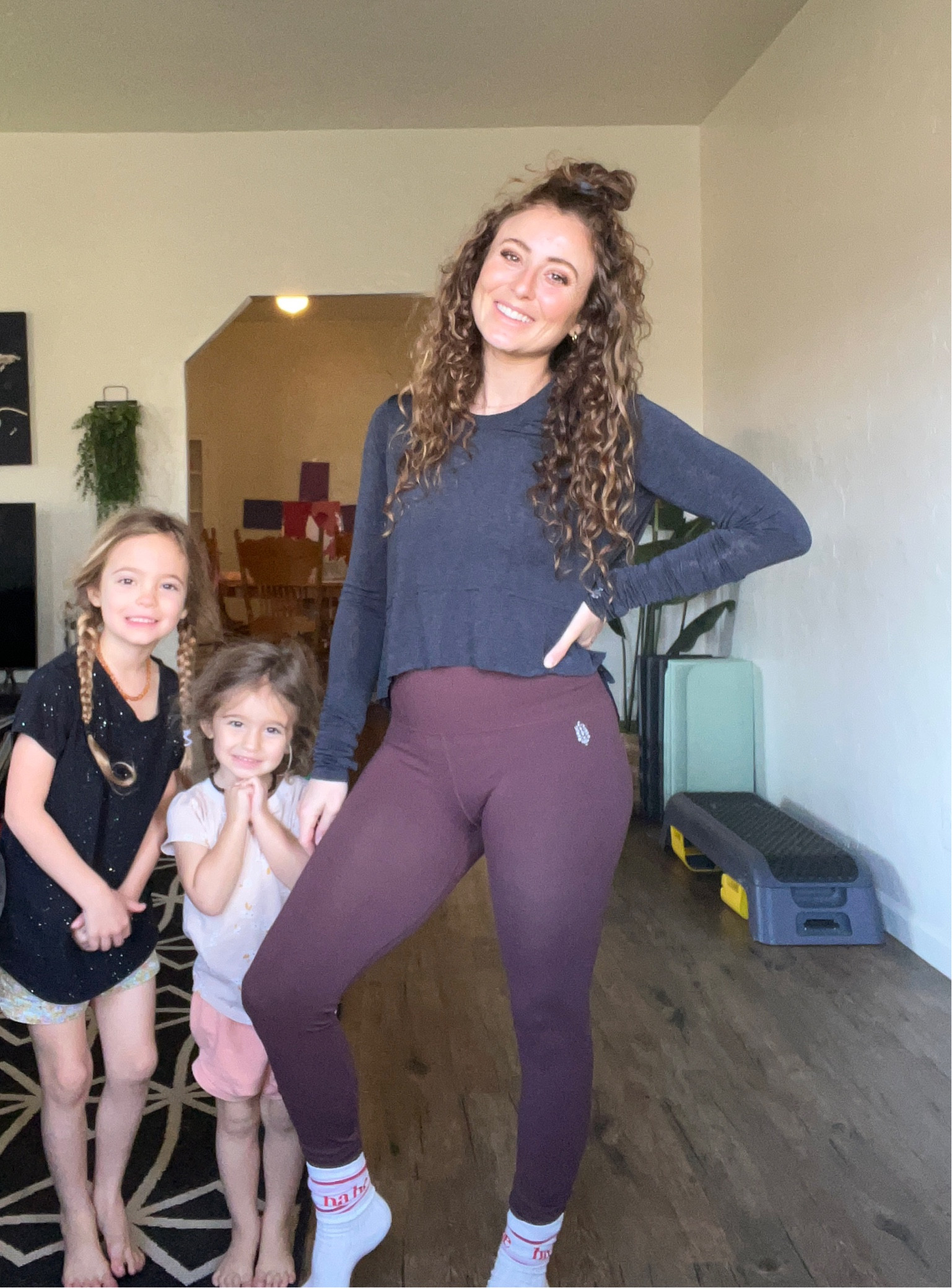 Bump friendly leggings! 15weeks here #bumpfriendly #pregnancyleggings

#LTKfindsunder100 #LTKfitness