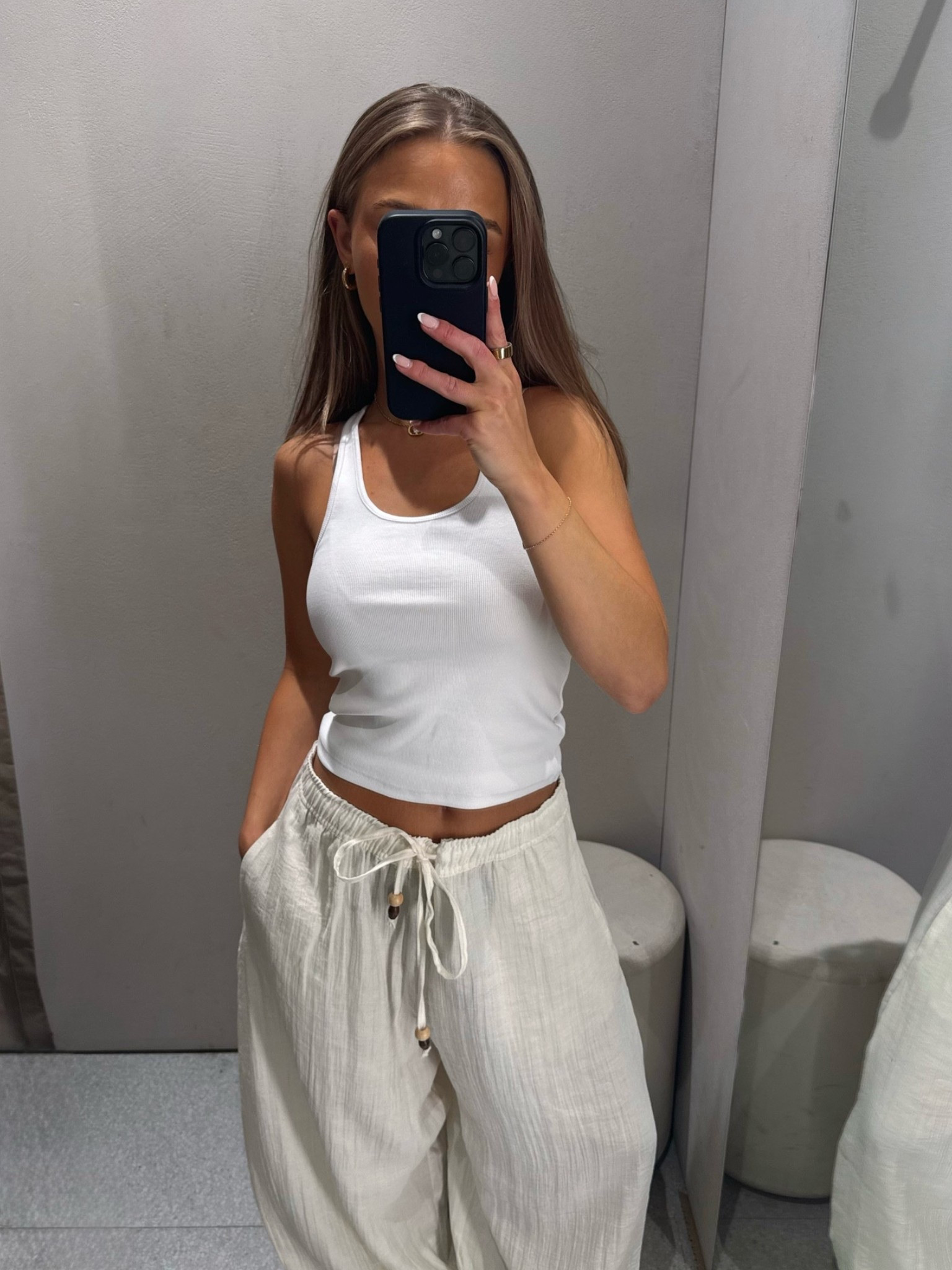 new in zara try on haul!! 🌺

summer spring holiday beach outfit inspo easy ootd light beige cream neutral oversized linen balloon trousers tie waist rustic

#LTKsummer #LTKuk #LTKeurope