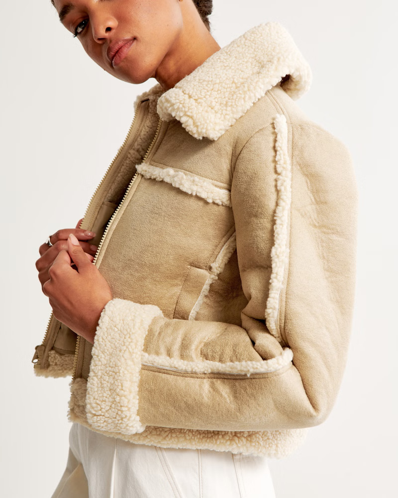Cropped Vegan Suede Shearling Jacket | Abercrombie & Fitch (US)