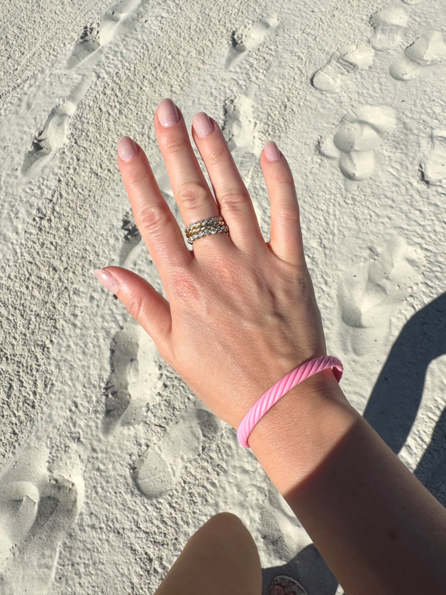 Forever a “jewelry at the beach” kind of girl. This is exactly why I’m picky about pieces that can handle real life — water, travel, everyday wear, all of it.

#LTKActive #LTKdayinmylife #LTKTravel