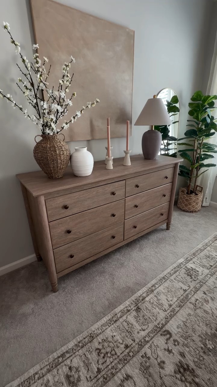 POV: you found the Walmart home decor finds that look high-end… and styled them to look even better 🤍

I love taking affordable pieces and making them feel designer-inspired with simple styling details, layered textures, and timeless neutrals.

Which piece is your favorite?!

Follow along for more affordable home decor finds, styling ideas, and designer-inspired looks for less 🤍

#walmartfinds #walmarthome #affordablehomedecor #neutralhome #designerlookforless

#LTKHome