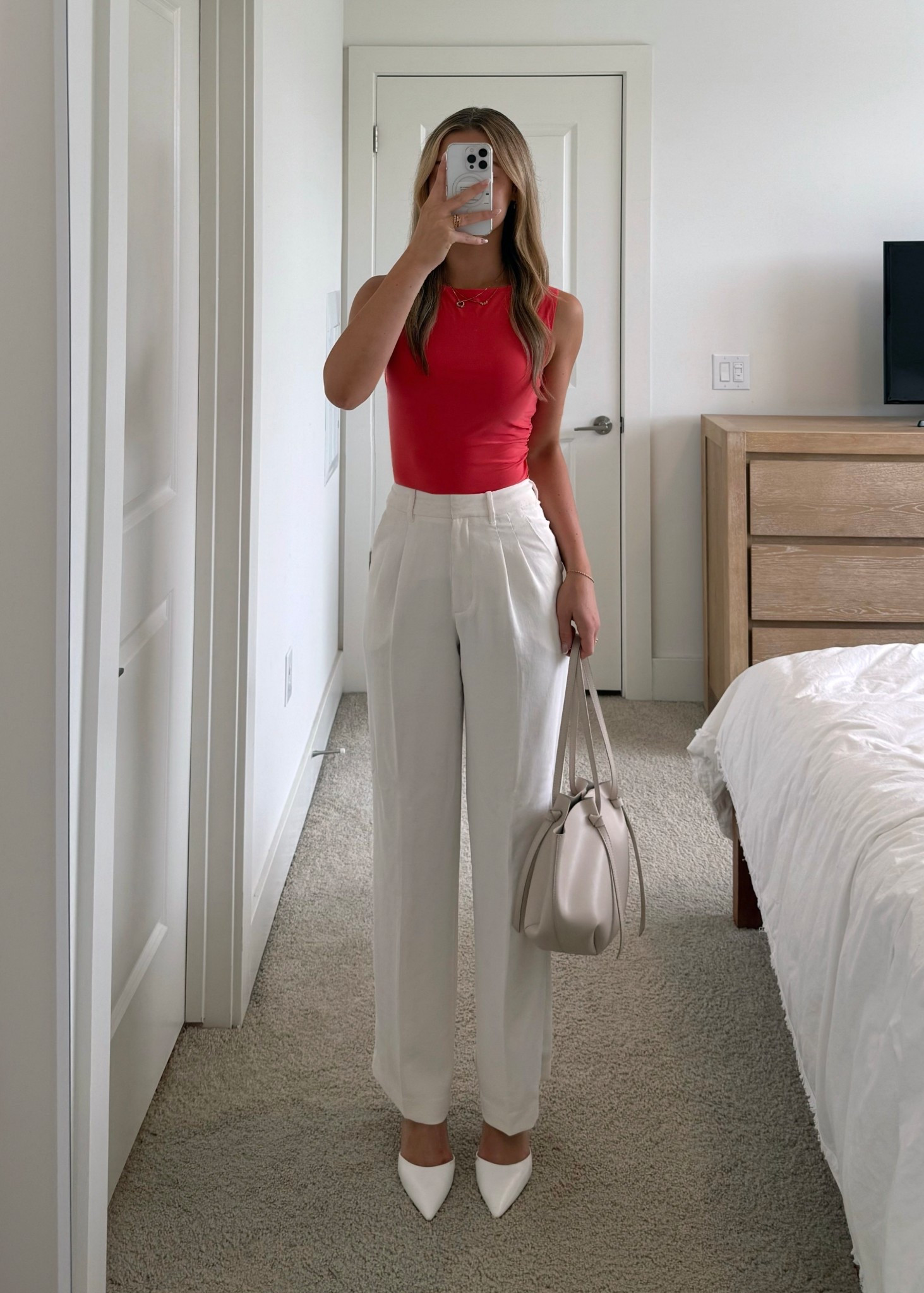 red & white office ootd @aritzia #aritziapartner

#LTKWorkwear