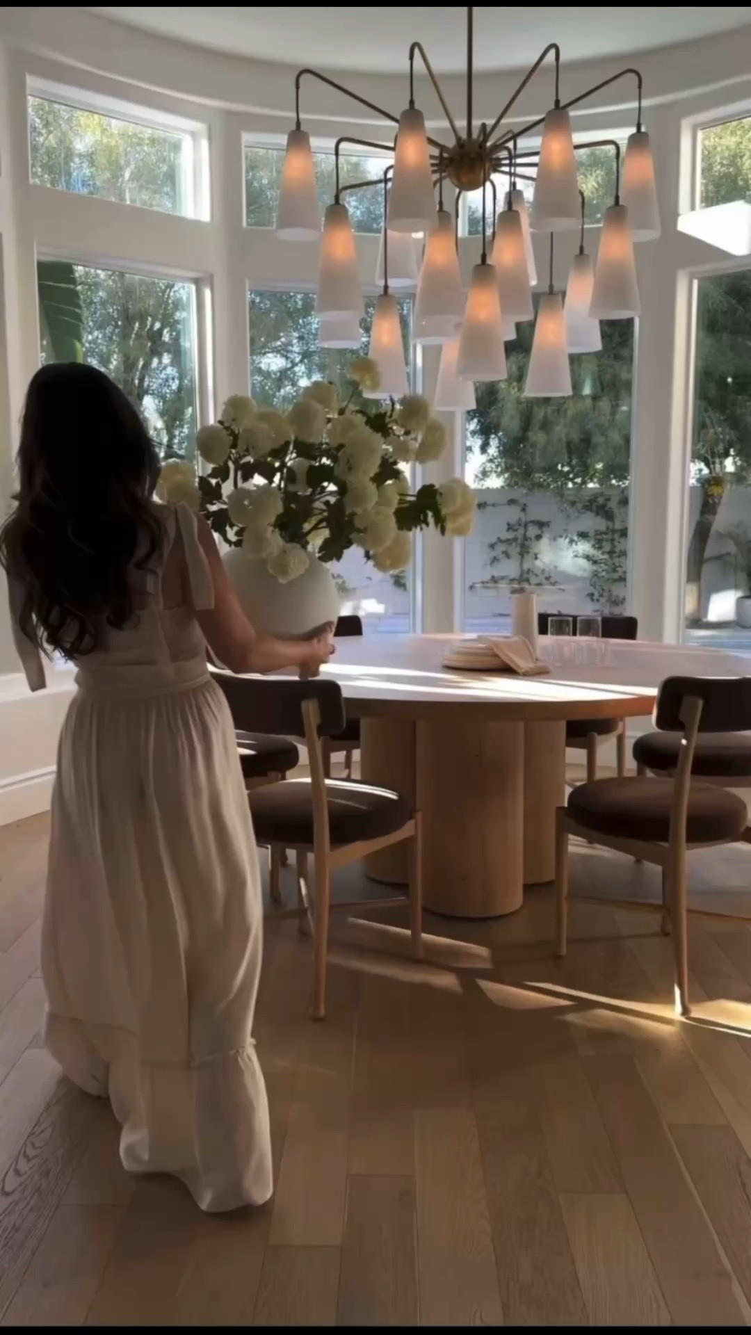 The prettiest snowball hydrangeas 

#LTKmomlife #LTKHome #LTKValentine