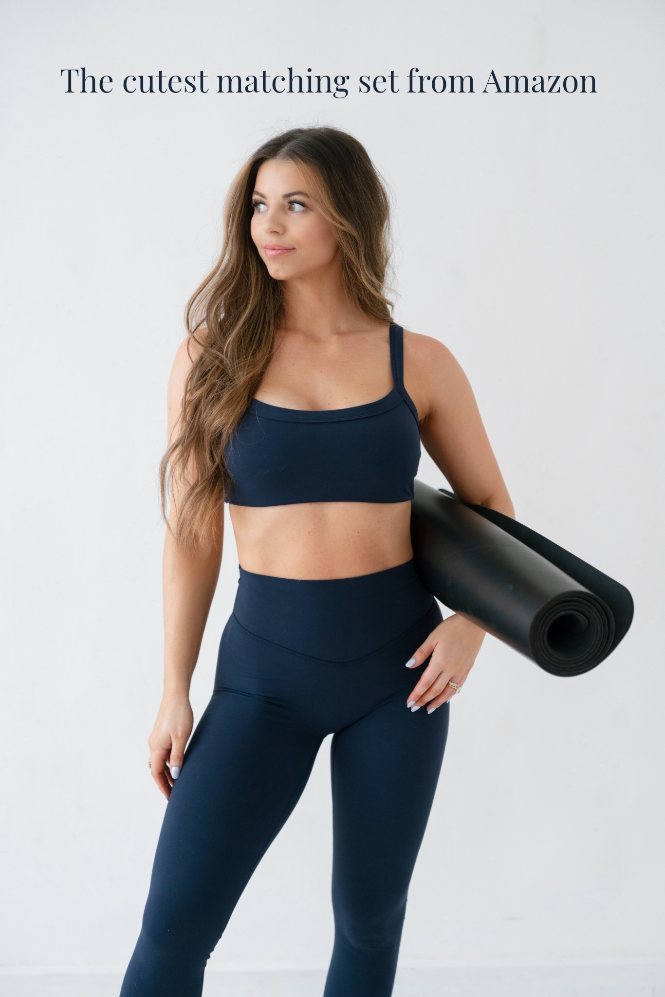 Adjustable straps, no front seam, the cutest stitching on the waistband 
For reference : 
S top
XS bottom

#LTKfitnessgoals #LTKootd #LTKActive