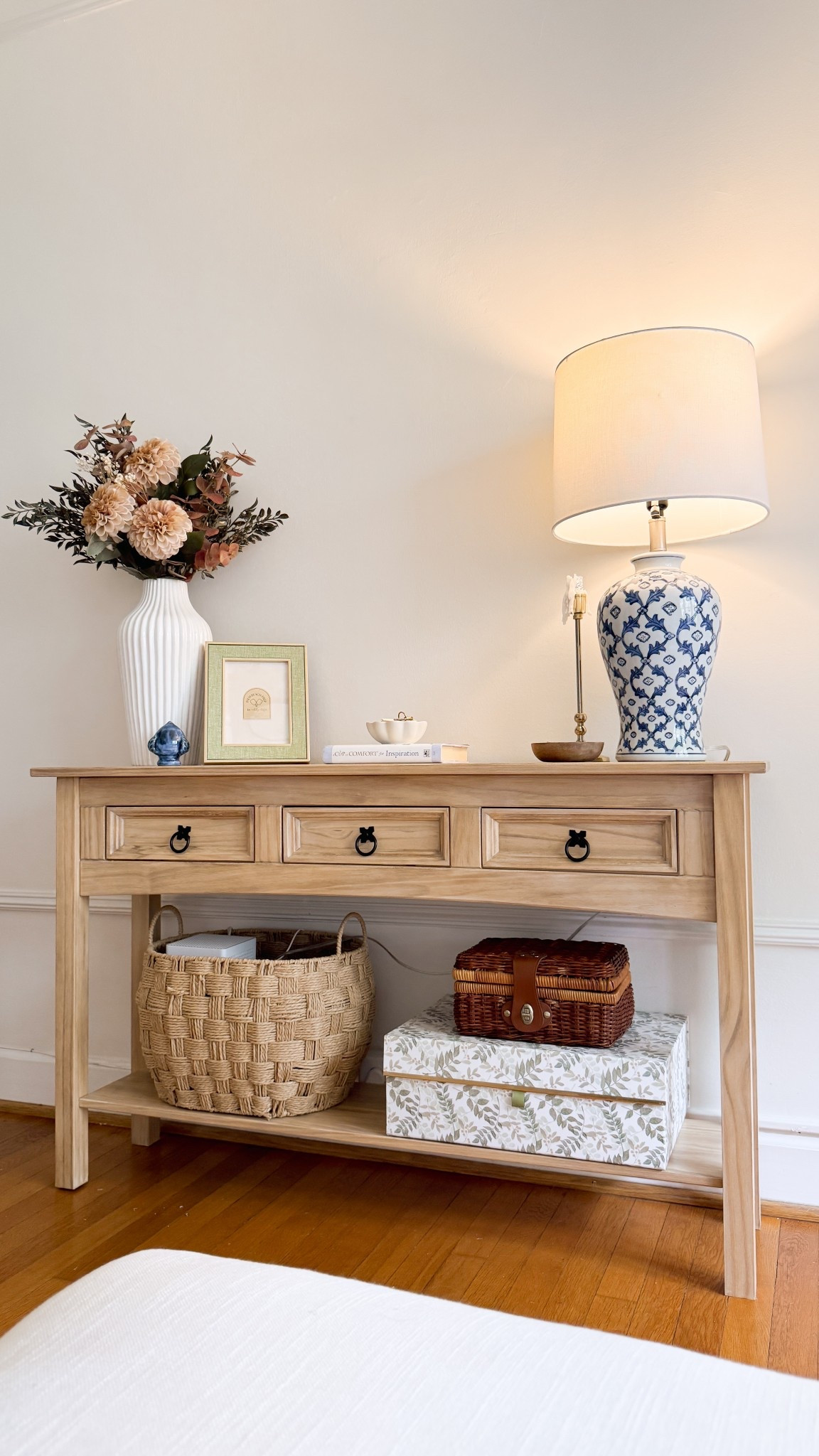Console table decor! 

#LTKHome