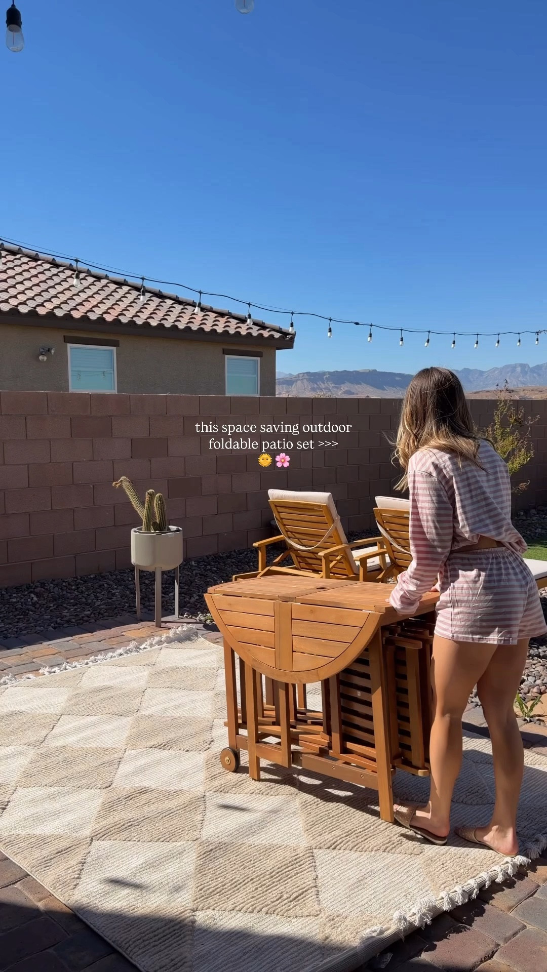 #ad @Wayfair ‘s space saving outdoor set that fits up to 4 people comfortably! 🌞 #wishyouwerehere #outdoor #wayfair #wayfairpartner