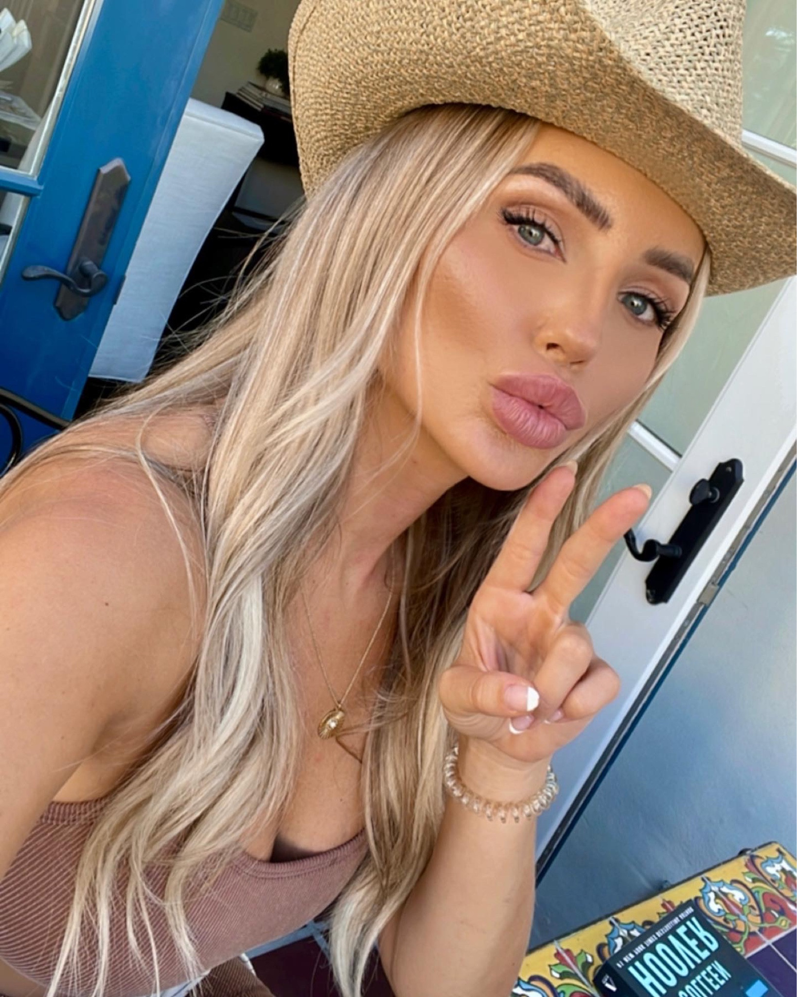 Love this cowboy hat & necklace combo for summer 🤠

#LTKfit #LTKtravel #LTKbeauty