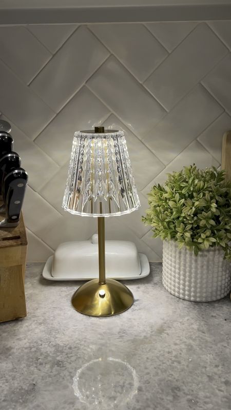Crystal Table Lamp

#LTKVideo #LTKhome #LTKfindsunder50