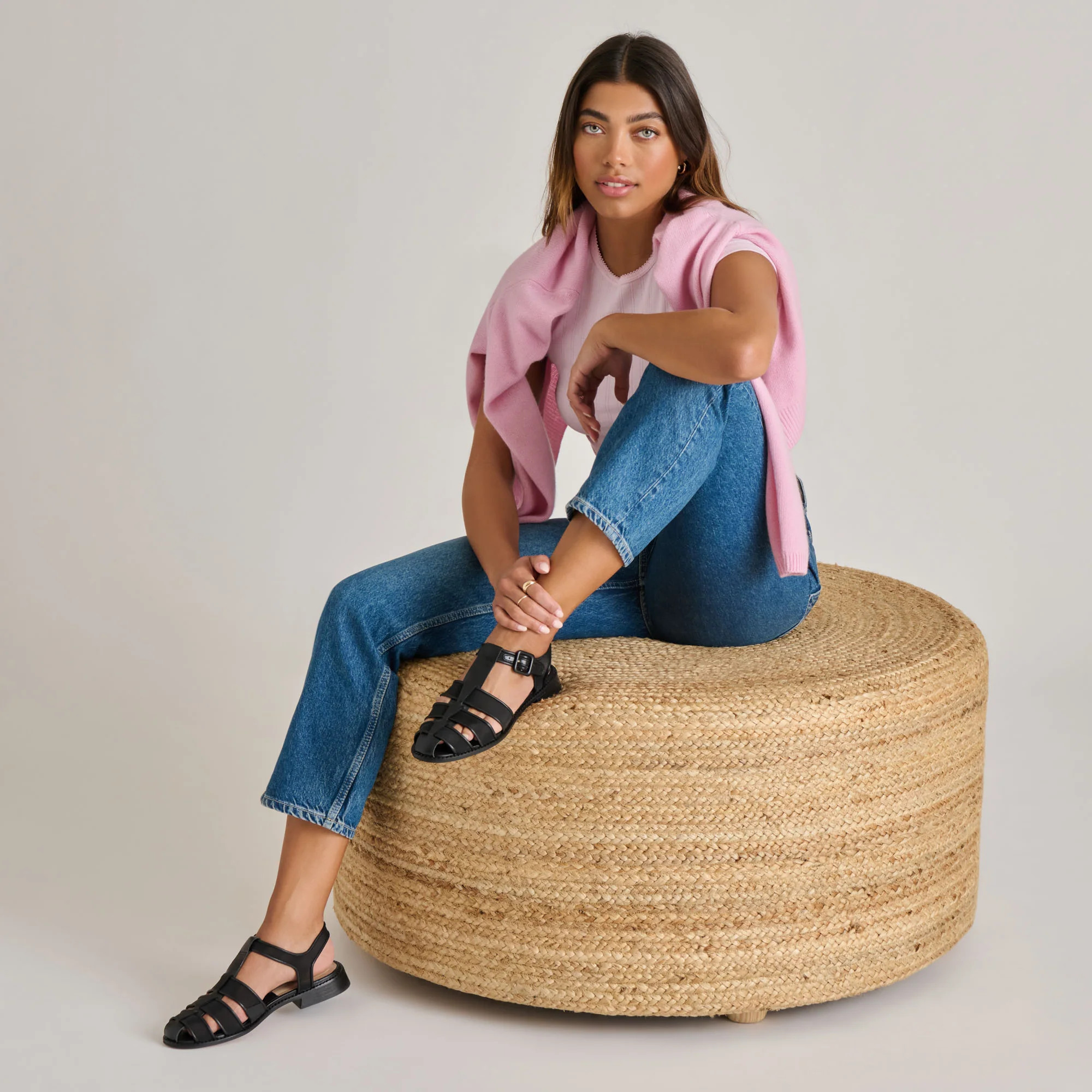 HOLIS MESH SANDALS ONYX MESH | DolceVita.com