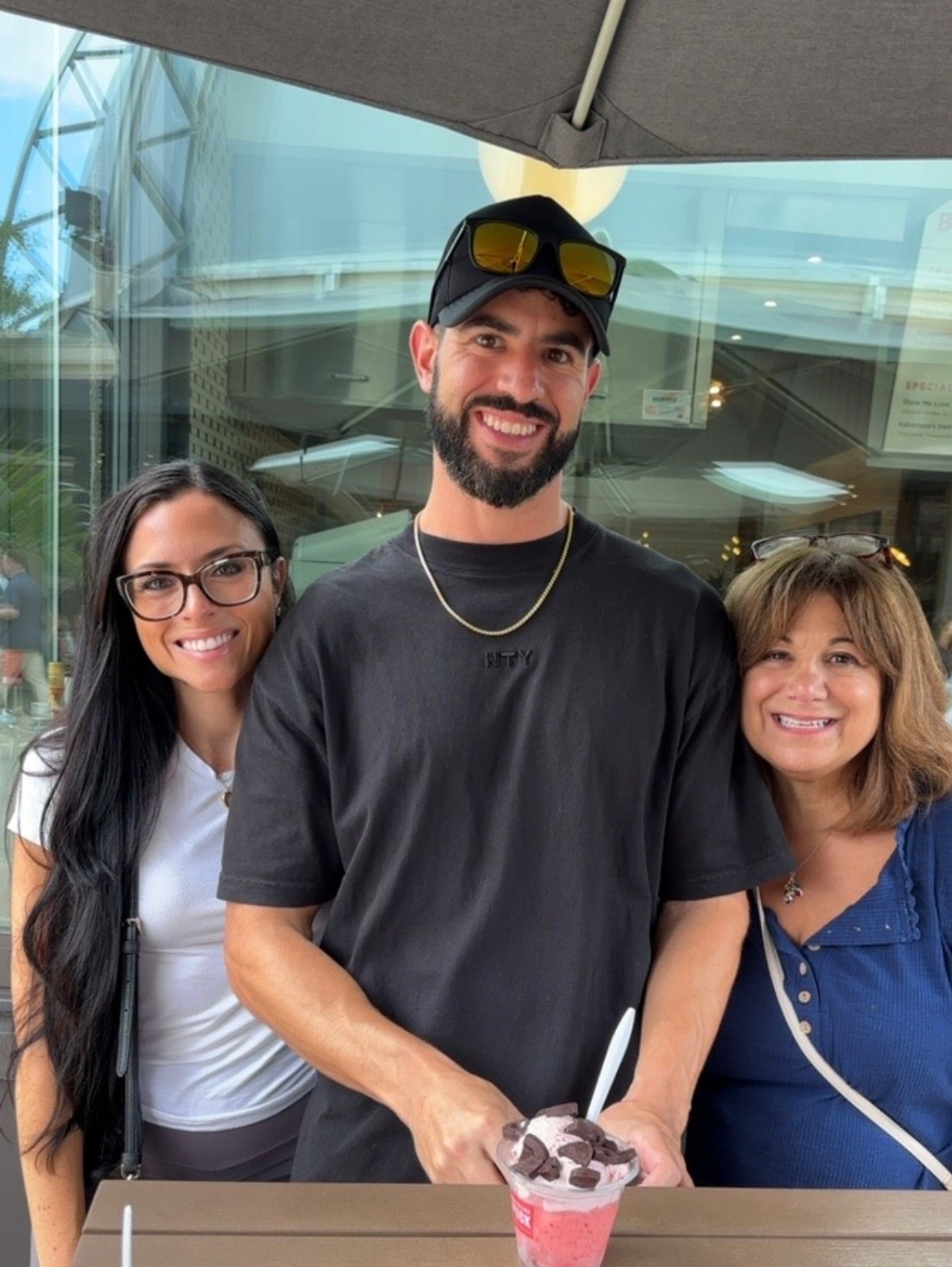 What I wore in Disney springs on a mild / kind if hot day ☀️

#LTKFindsUnder50 #LTKSummerEdit #LTKStyleTip