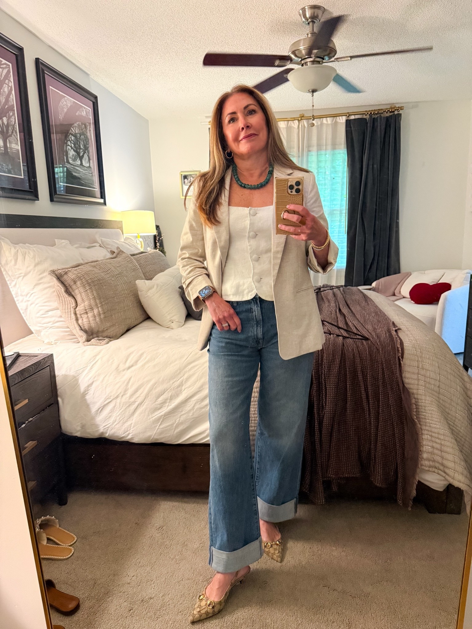 Perfect outfit for a headshot.  Business on top, casually elegant on bottom.

Amie Pagan, banana republic factory,!linen blazer, linen vest, mother jeans, guchi kitten heels, Amazon statement jewelry

#LTKootd #LTKdayinmylife
