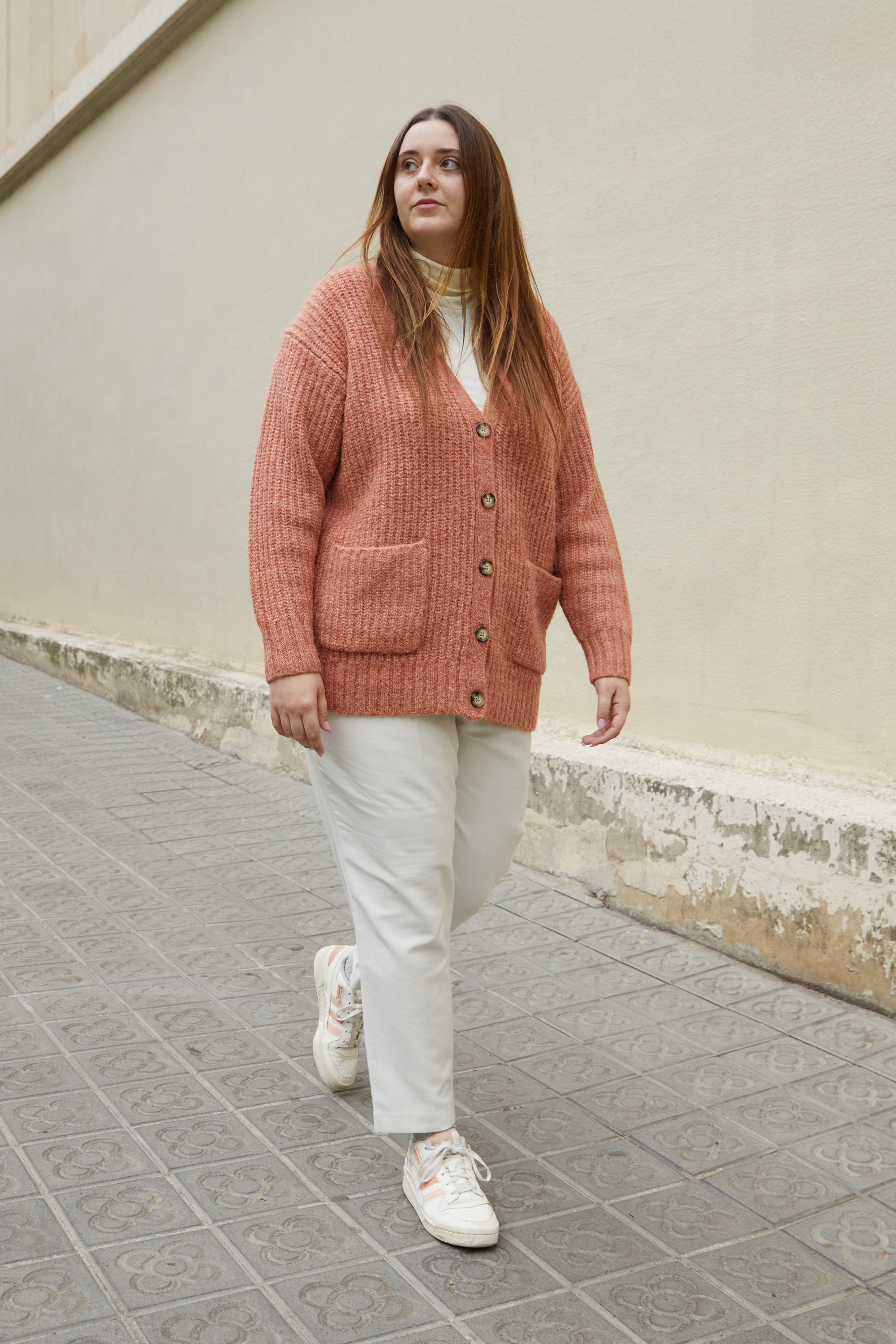 HEATTECH Extra Warm Seamless Ribbed Turtleneck Long Sleeved Thermal Top | UNIQLO (UK)