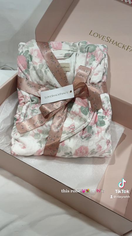 The most beautiful robe ever 💓💐🕊🎀 

#loveshackfancy #LSF #floralrobe #floral #LTK #liketoknowit 

#LTKGiftGuide #LTKsalealert #LTKstyletip