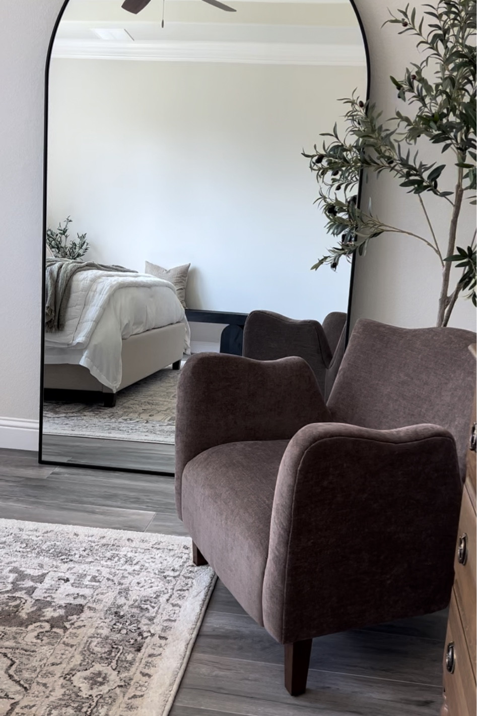 New Studio McGee accent chair. 
So gorgeous! Also available in beige. 

Follow @houseofwest_ on Instagram for more inspiration  

#LTKHome